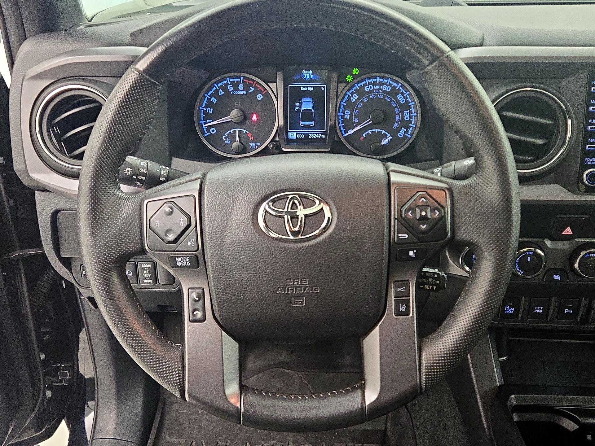 Thumbnail: 2021 Toyota Tacoma - 10