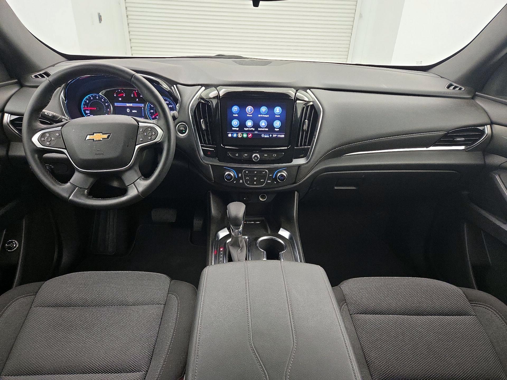 Thumbnail: 2023 Chevrolet Traverse - 9