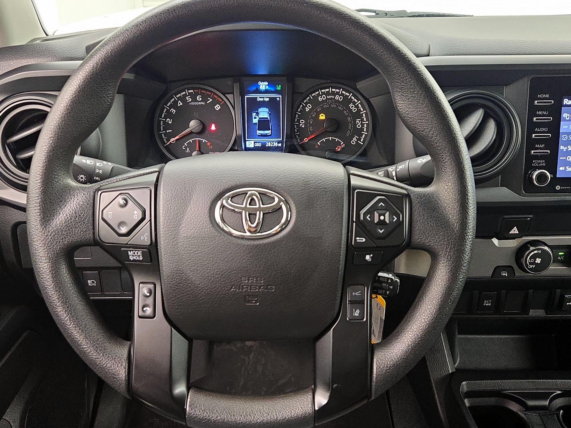 Thumbnail: 2022 Toyota Tacoma - 10
