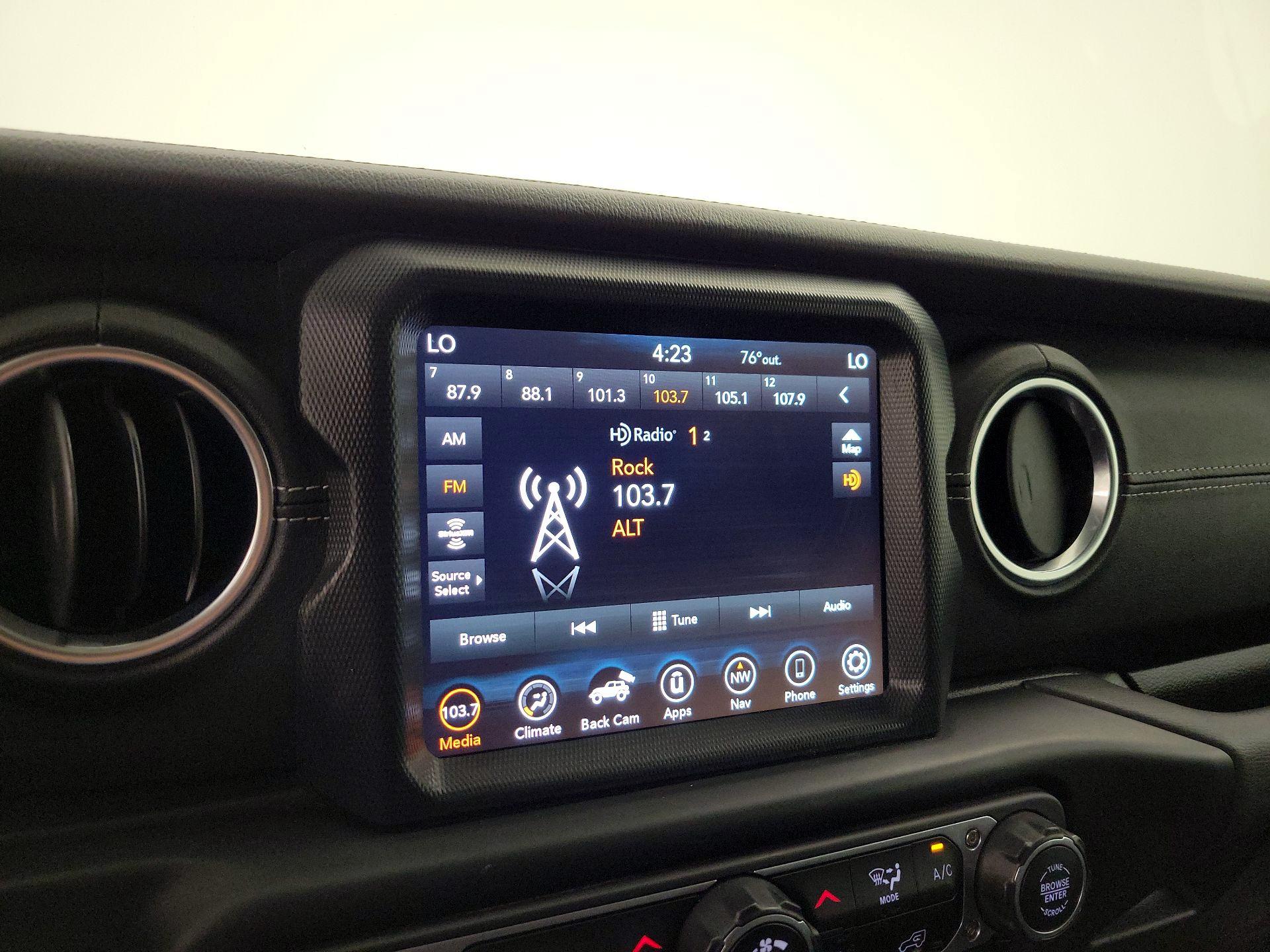 Thumbnail: 2023 Jeep Wrangler - 16