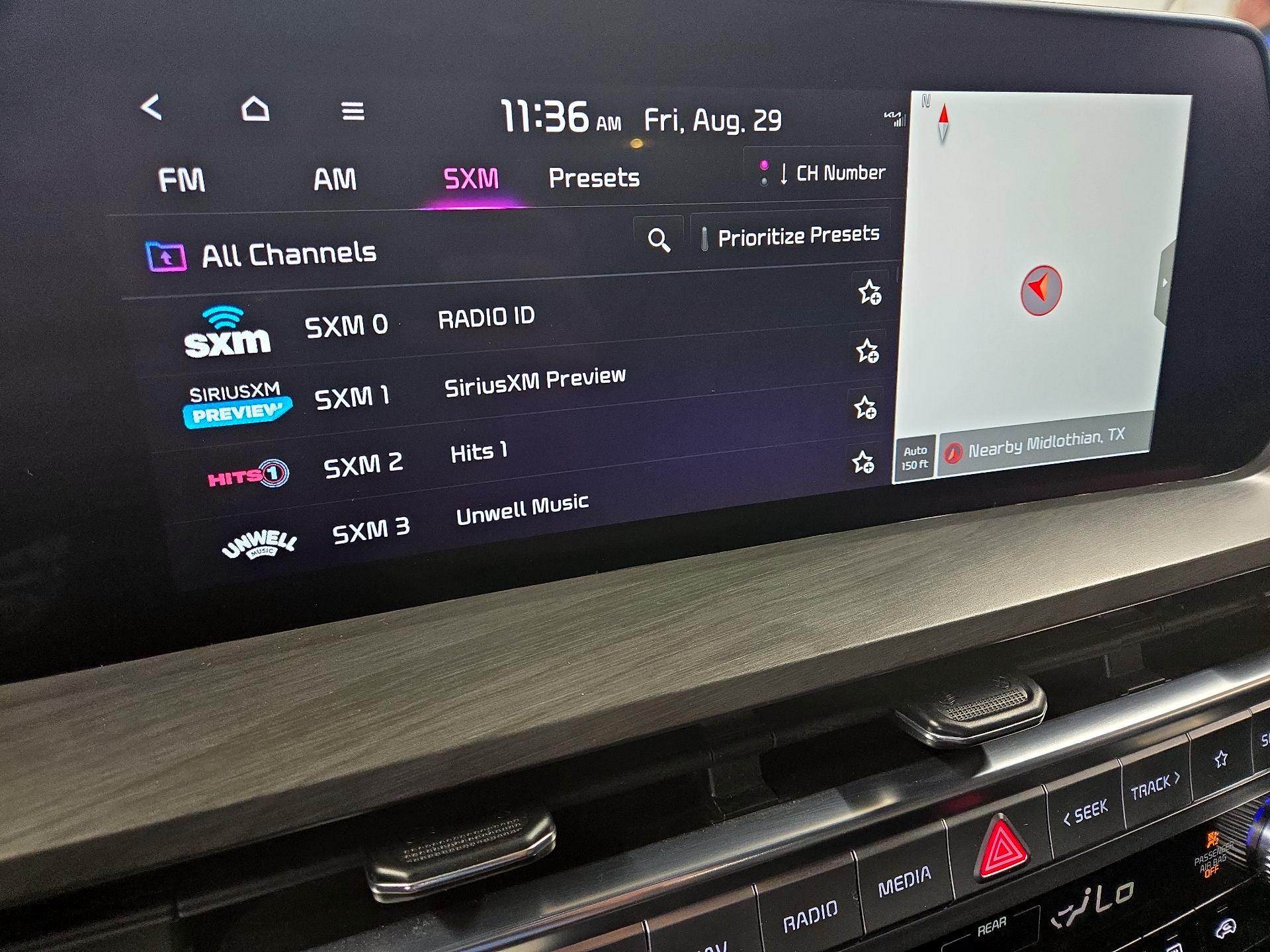 Thumbnail: 2023 Kia Telluride - 16