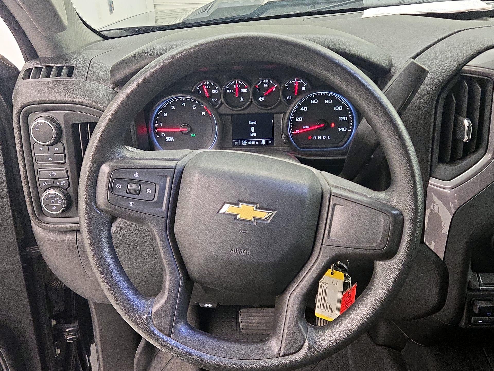 Thumbnail: 2021 Chevrolet Silverado 2500 - 10