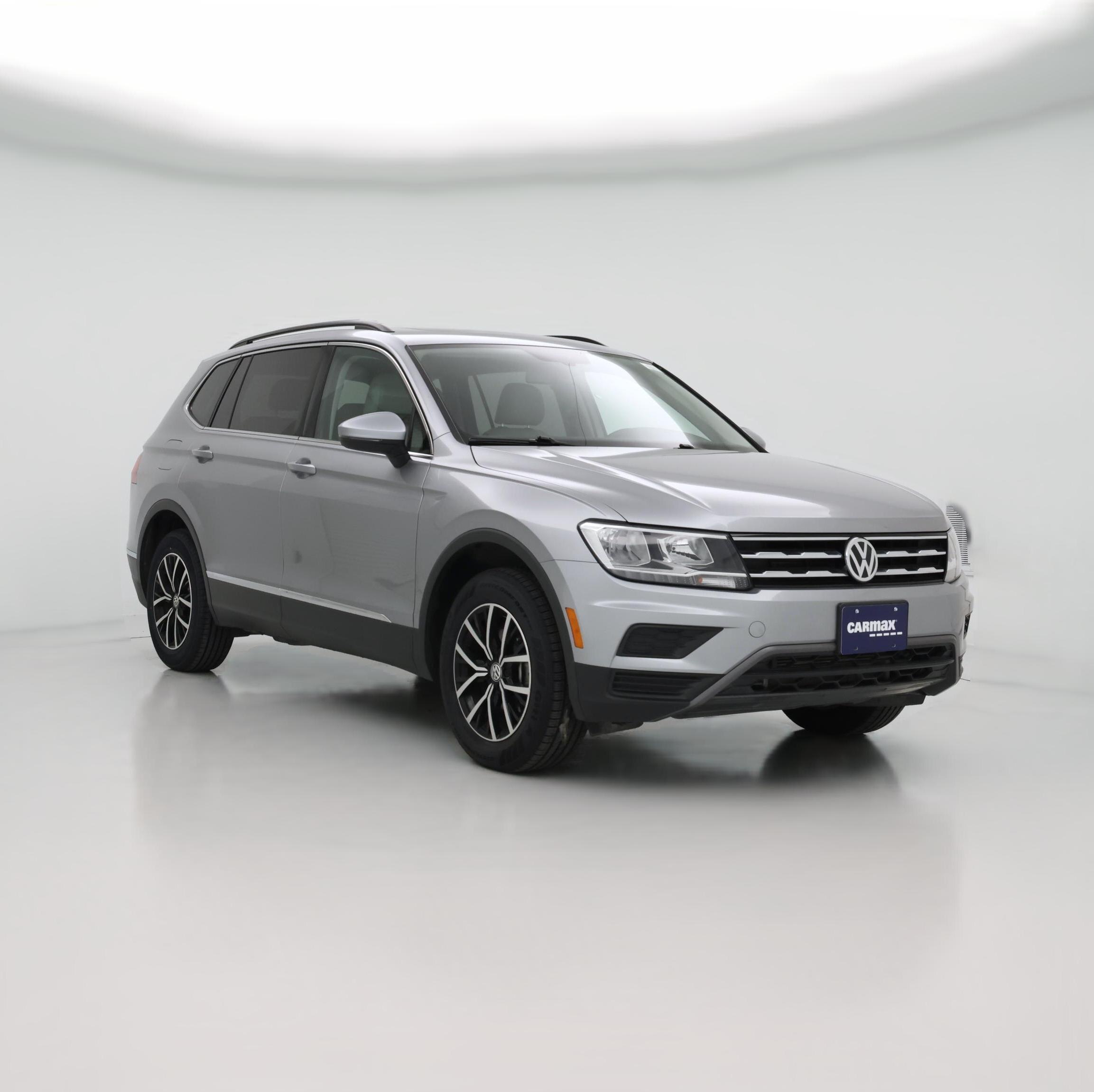Thumbnail: 2021 Volkswagen Tiguan - 1