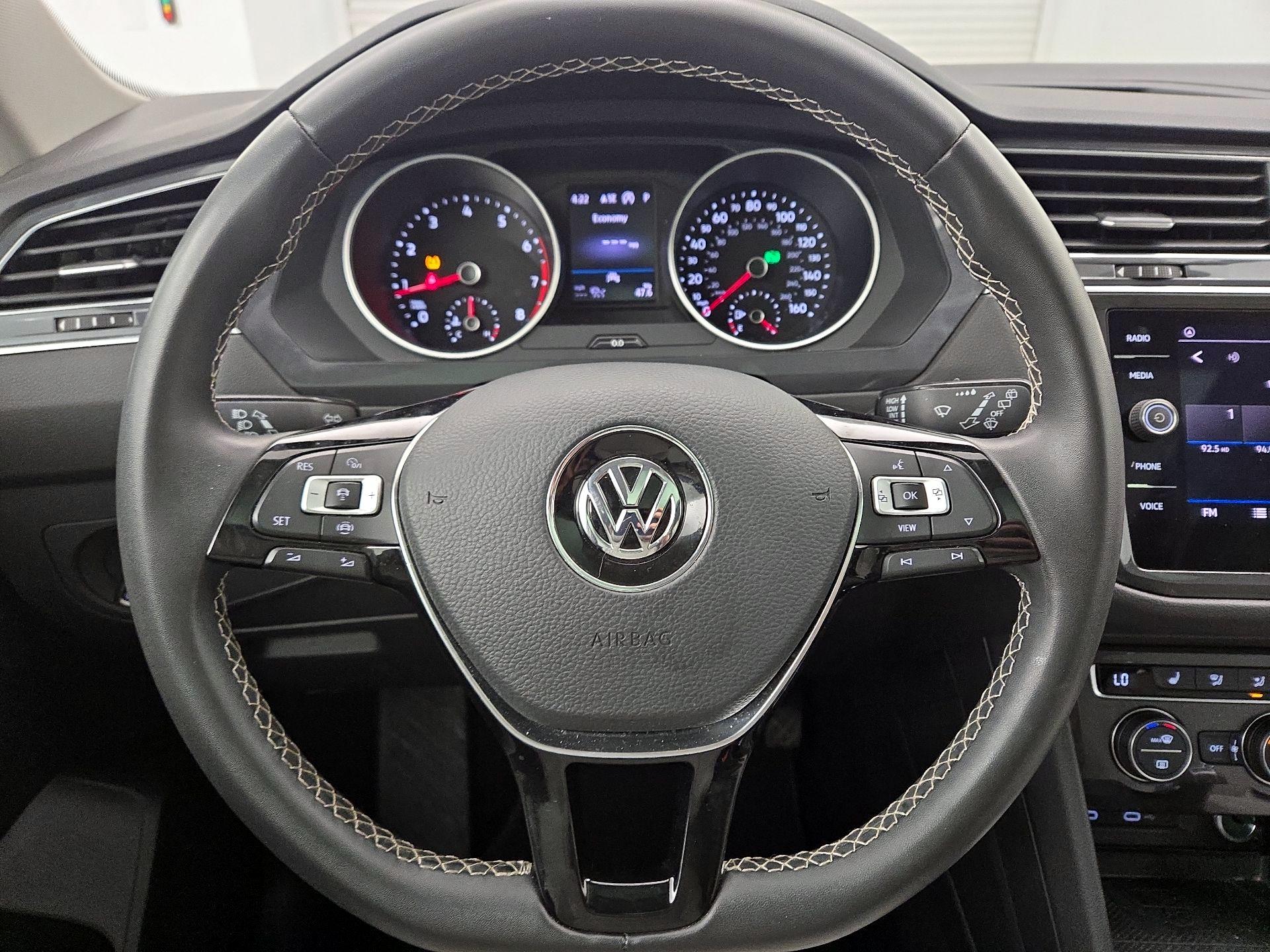 Thumbnail: 2021 Volkswagen Tiguan - 10