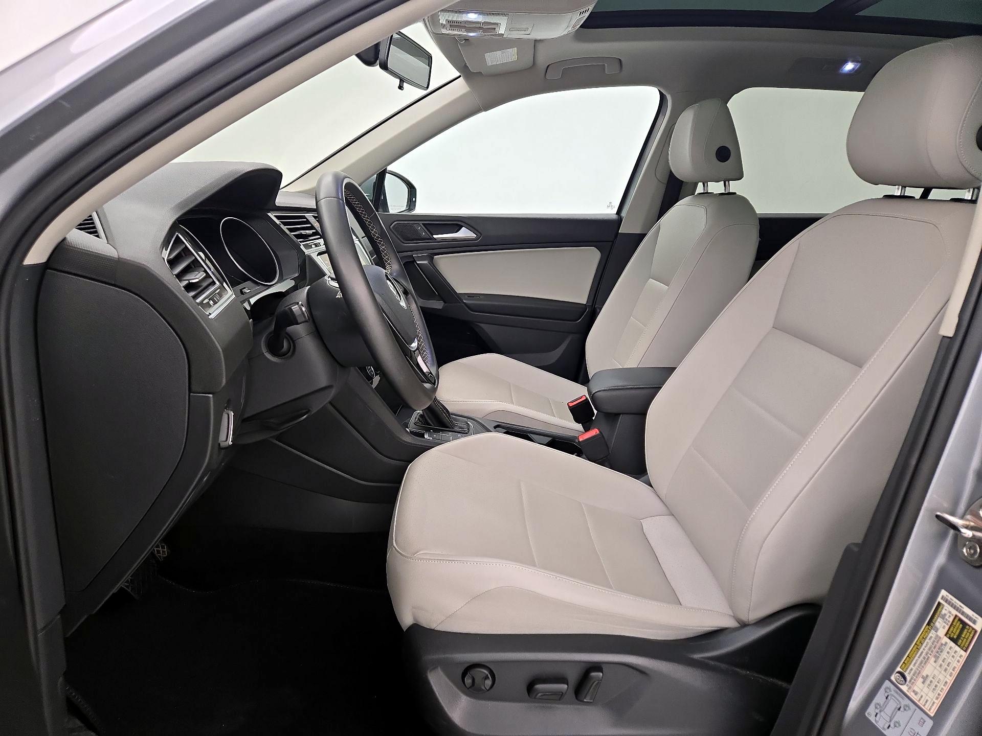 Thumbnail: 2021 Volkswagen Tiguan - 11