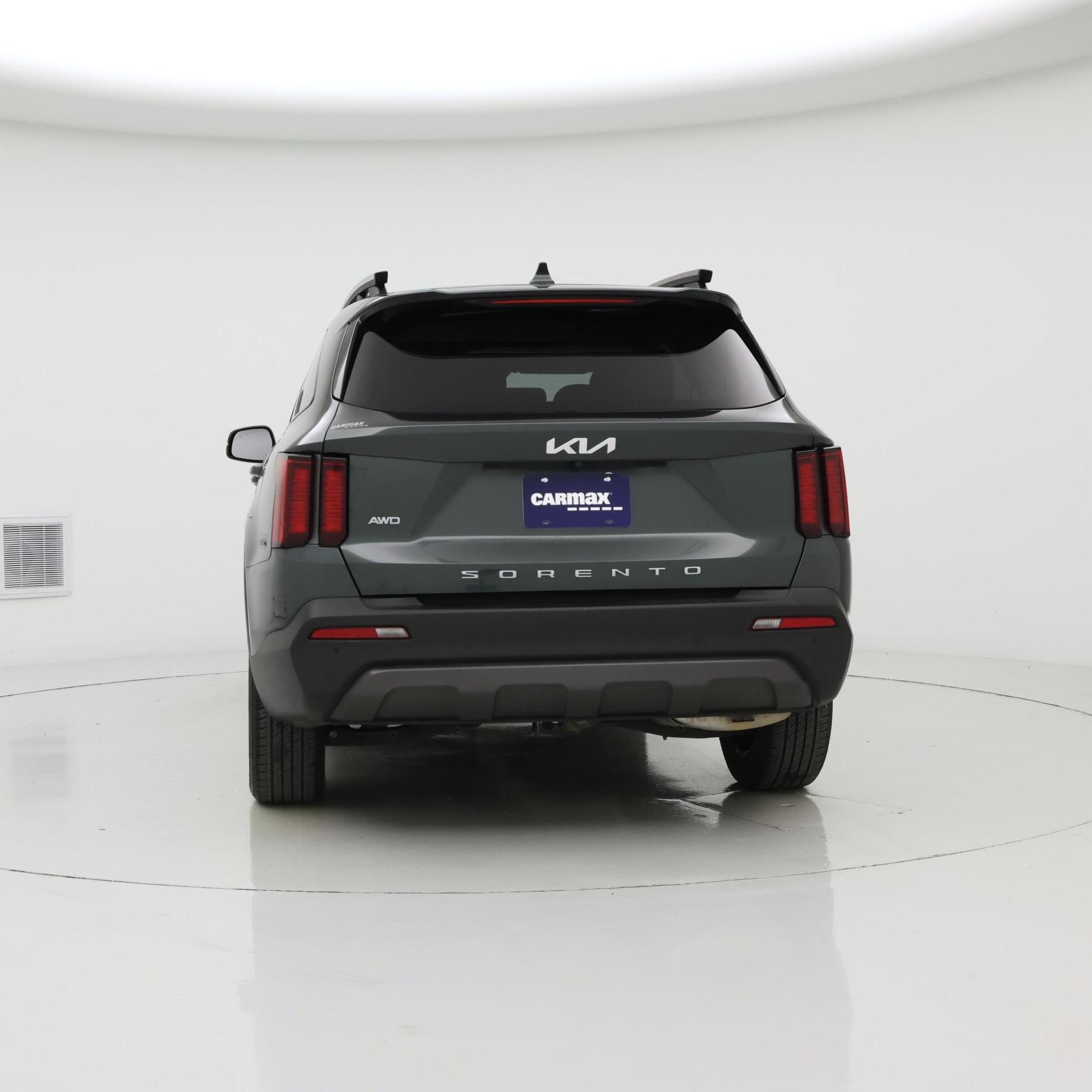 Thumbnail: 2022 Kia Sorento - 6
