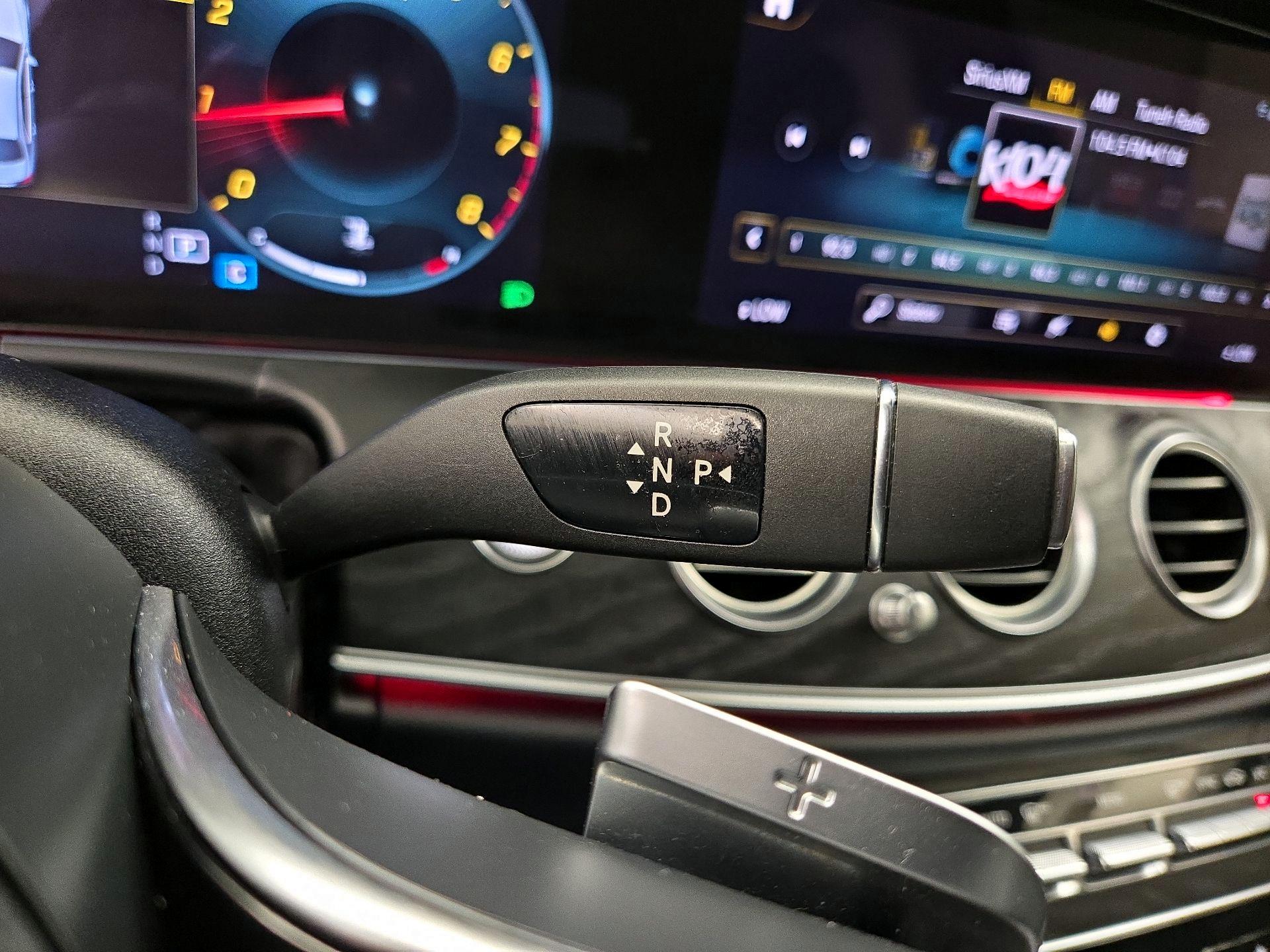 Thumbnail: 2021 Mercedes-Benz E-Class - 18