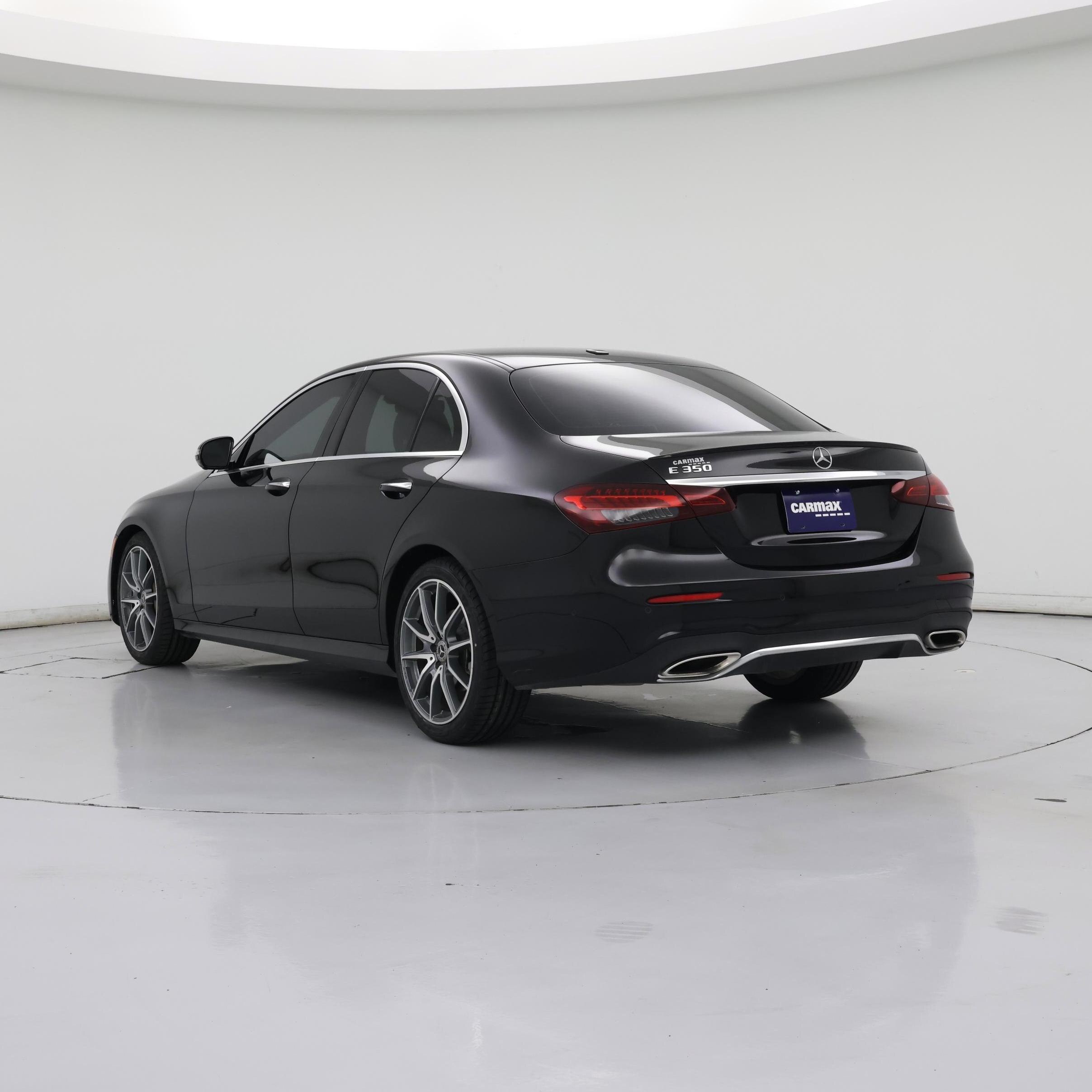 Thumbnail: 2021 Mercedes-Benz E-Class - 2