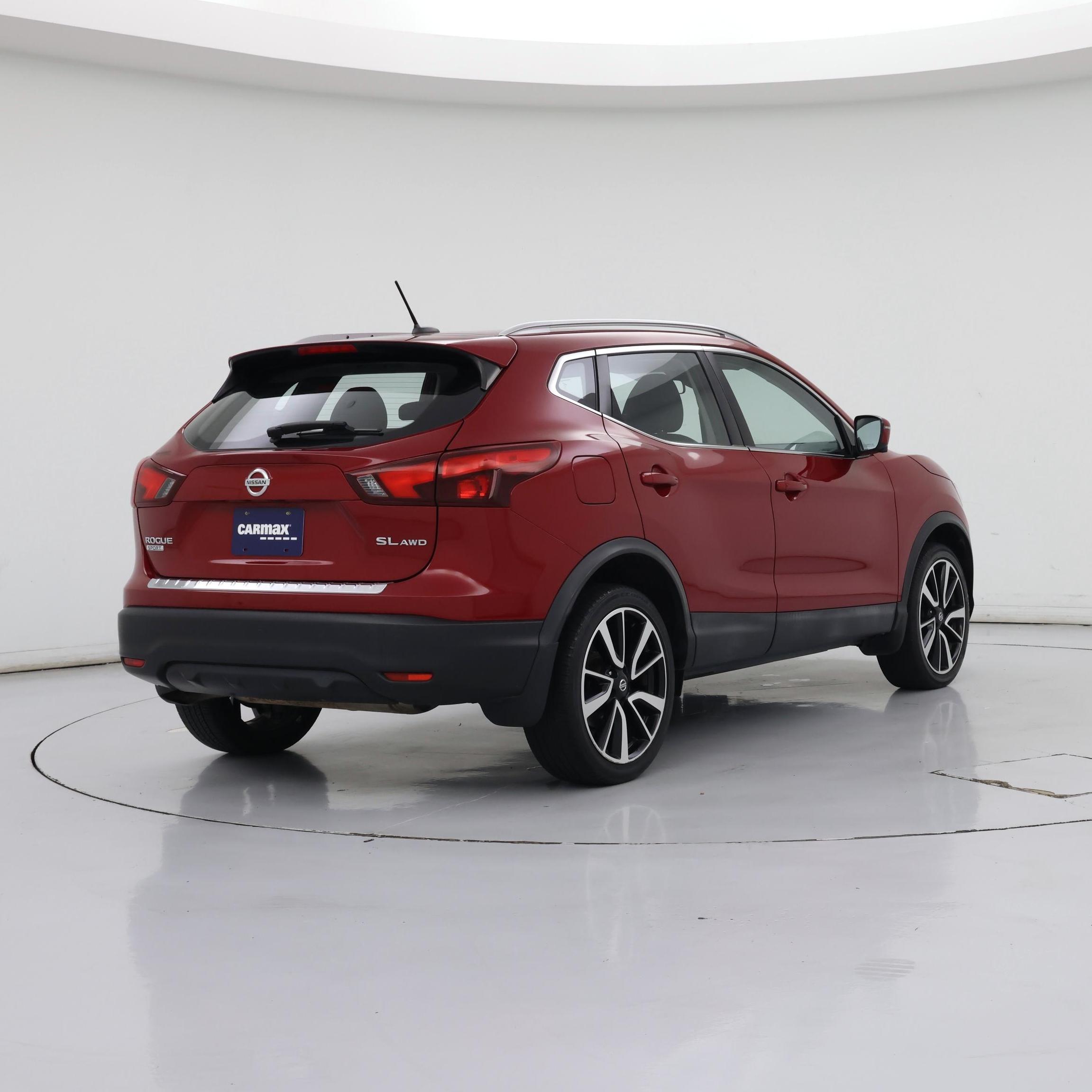 Thumbnail: 2018 Nissan Rogue Sport - 8