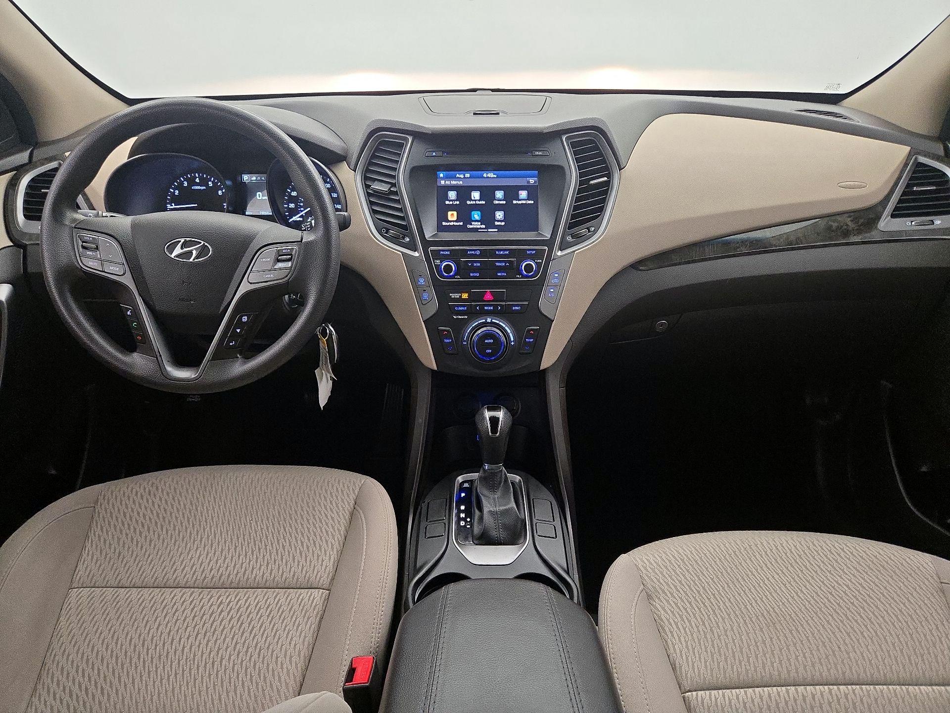 Thumbnail: 2017 Hyundai Santa Fe - 9