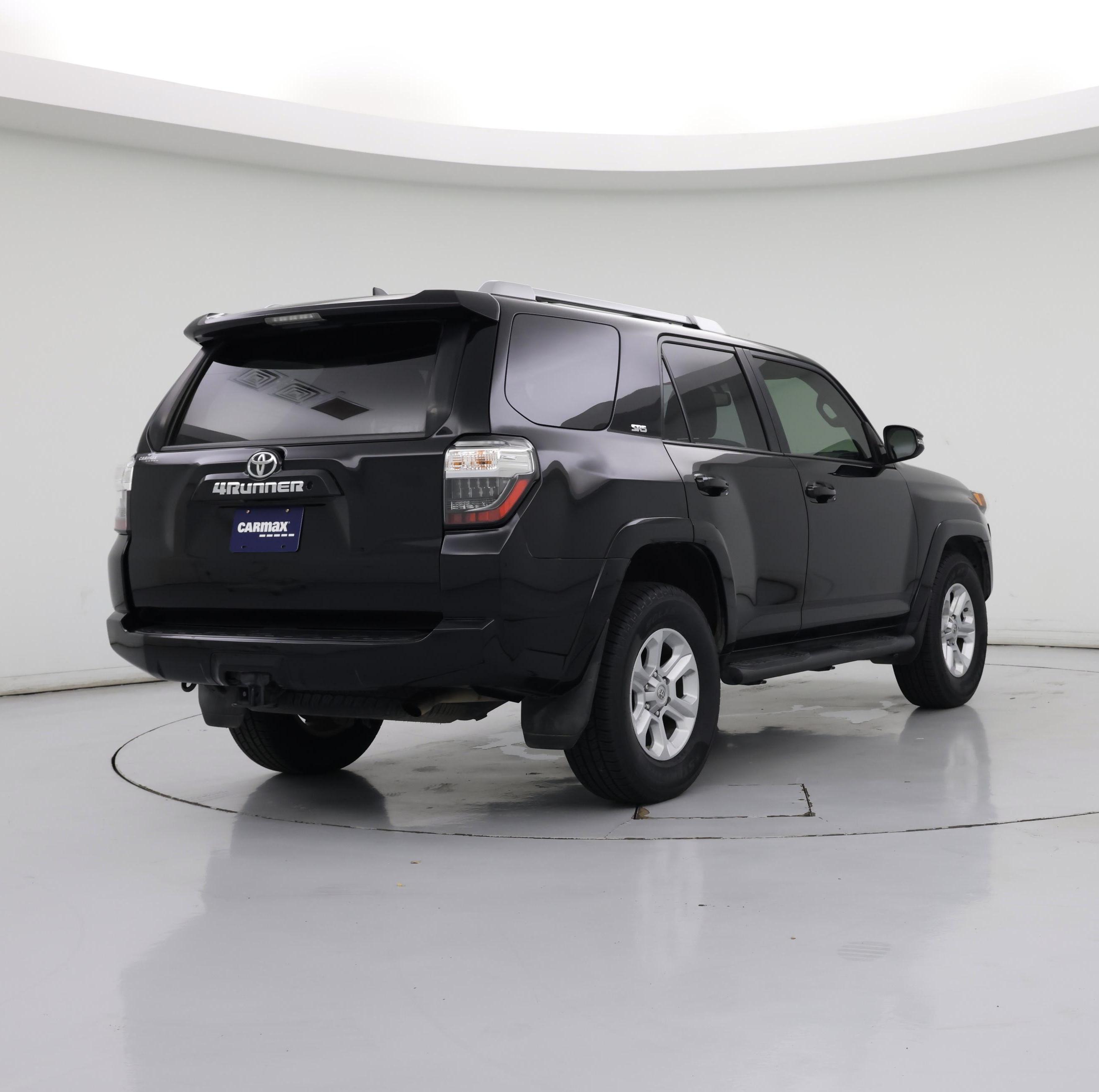 Thumbnail: 2017 Toyota 4Runner - 8