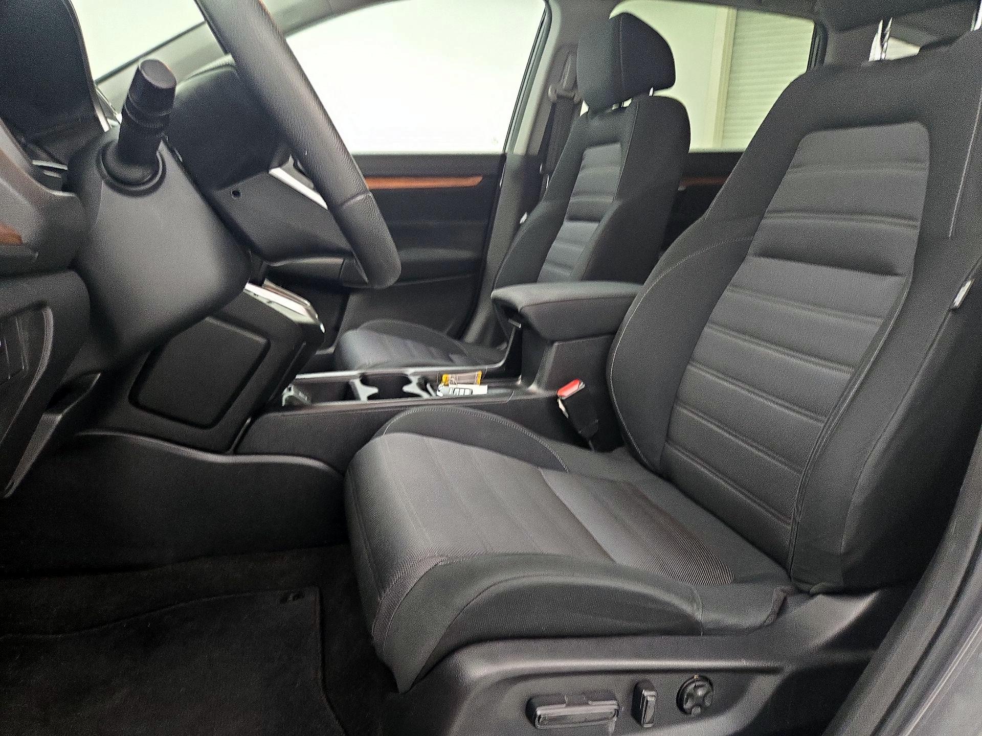 Thumbnail: 2019 Honda CR-V - 11