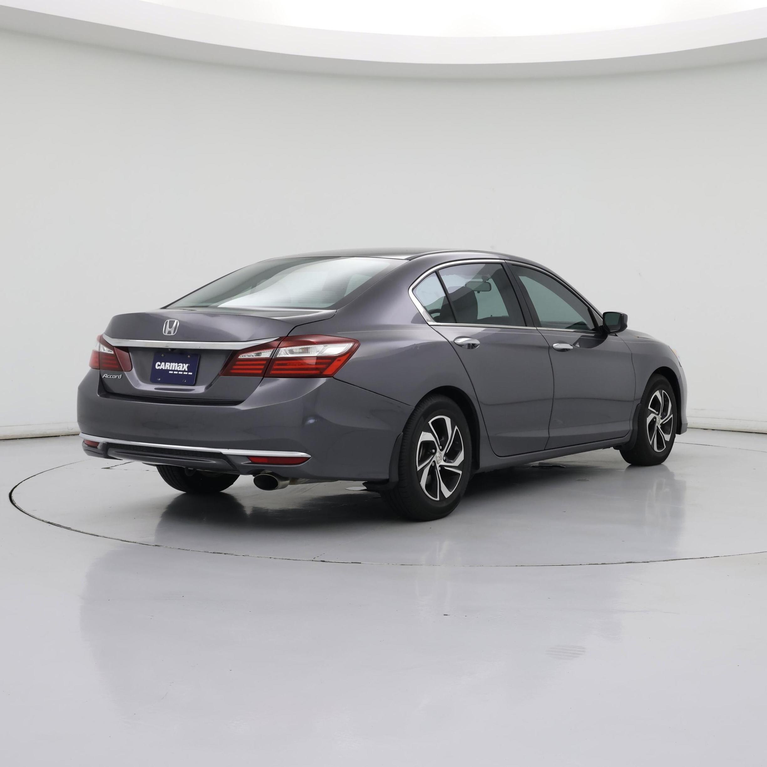 Thumbnail: 2017 Honda Accord - 8