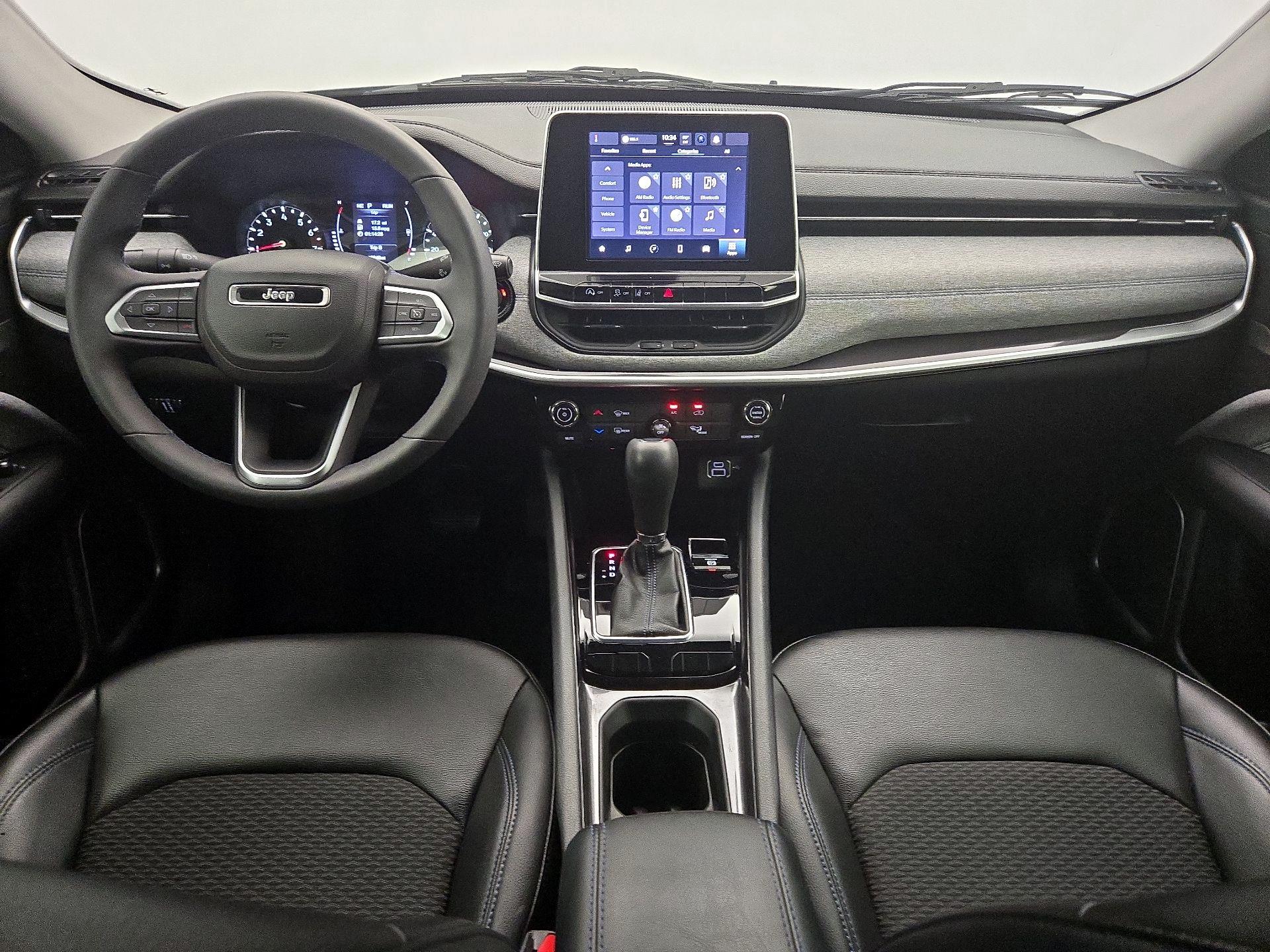 Thumbnail: 2022 Jeep Compass - 11