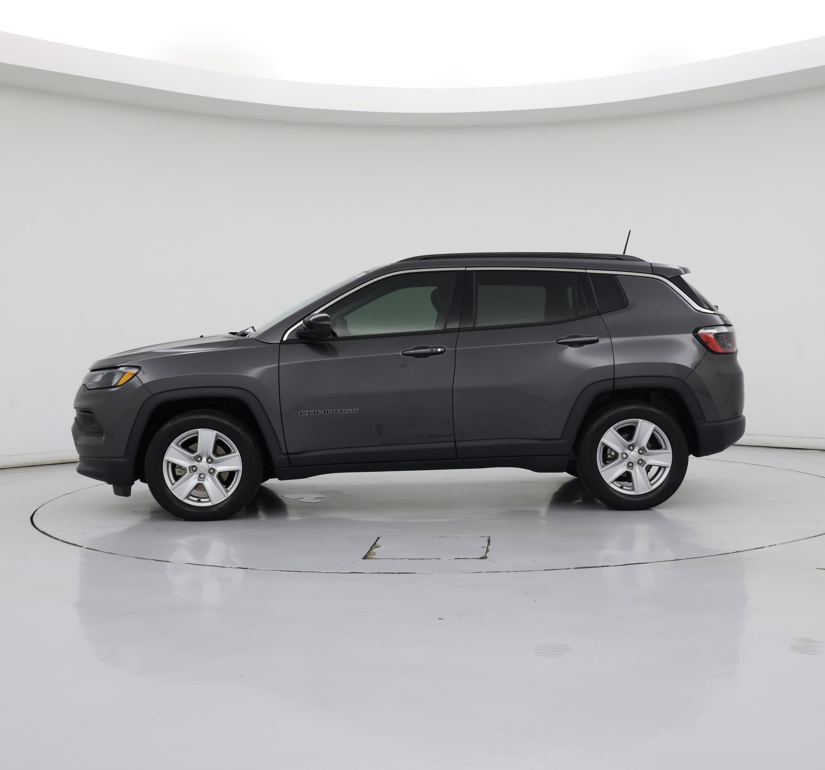 Thumbnail: 2022 Jeep Compass - 3