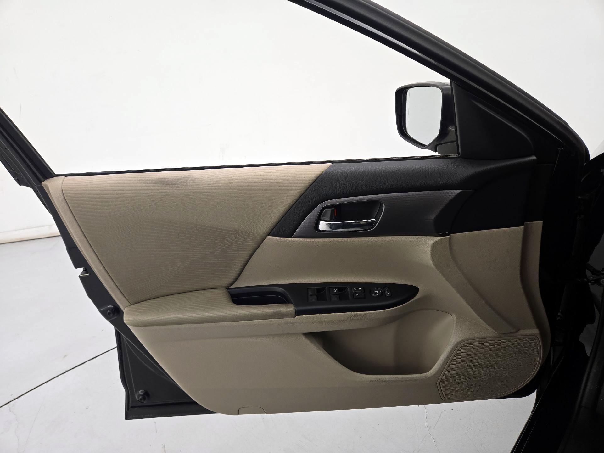 Thumbnail: 2014 Honda Accord - 12