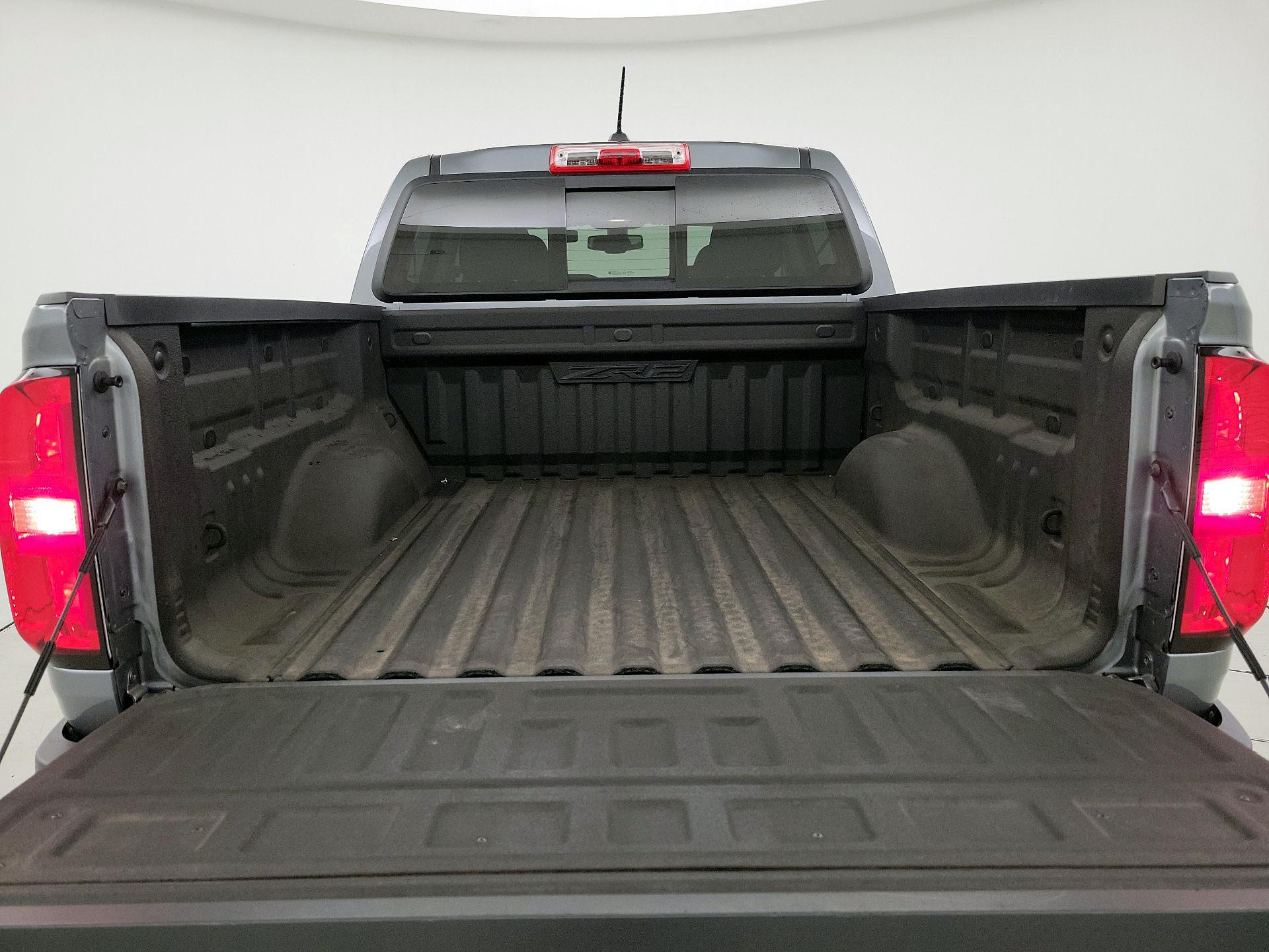 Thumbnail: 2022 Chevrolet Colorado - 20