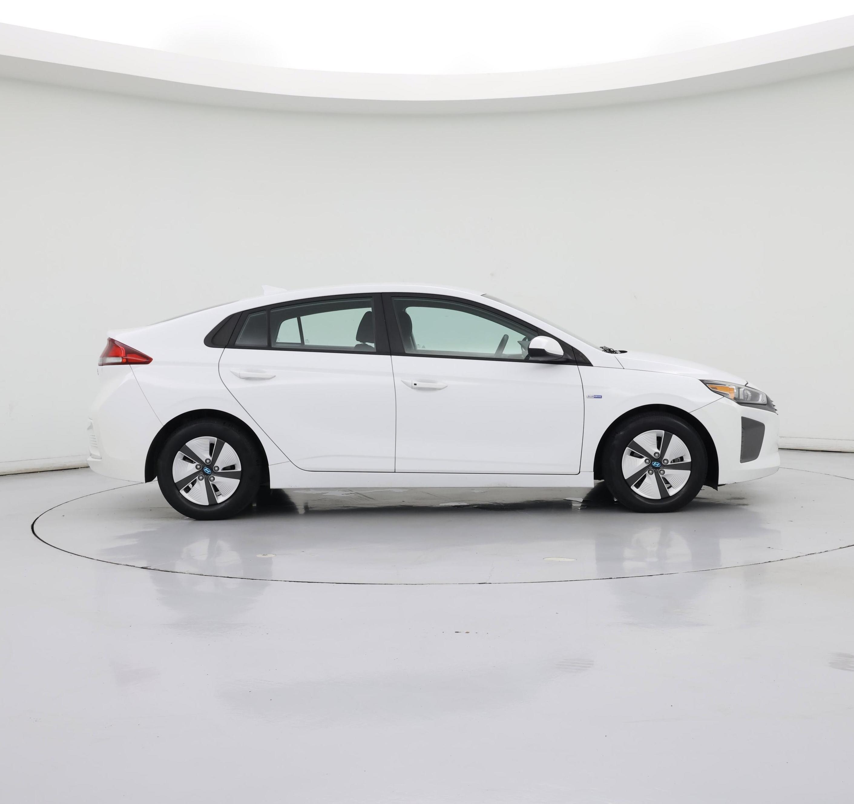 Thumbnail: 2019 Hyundai Ioniq - 7
