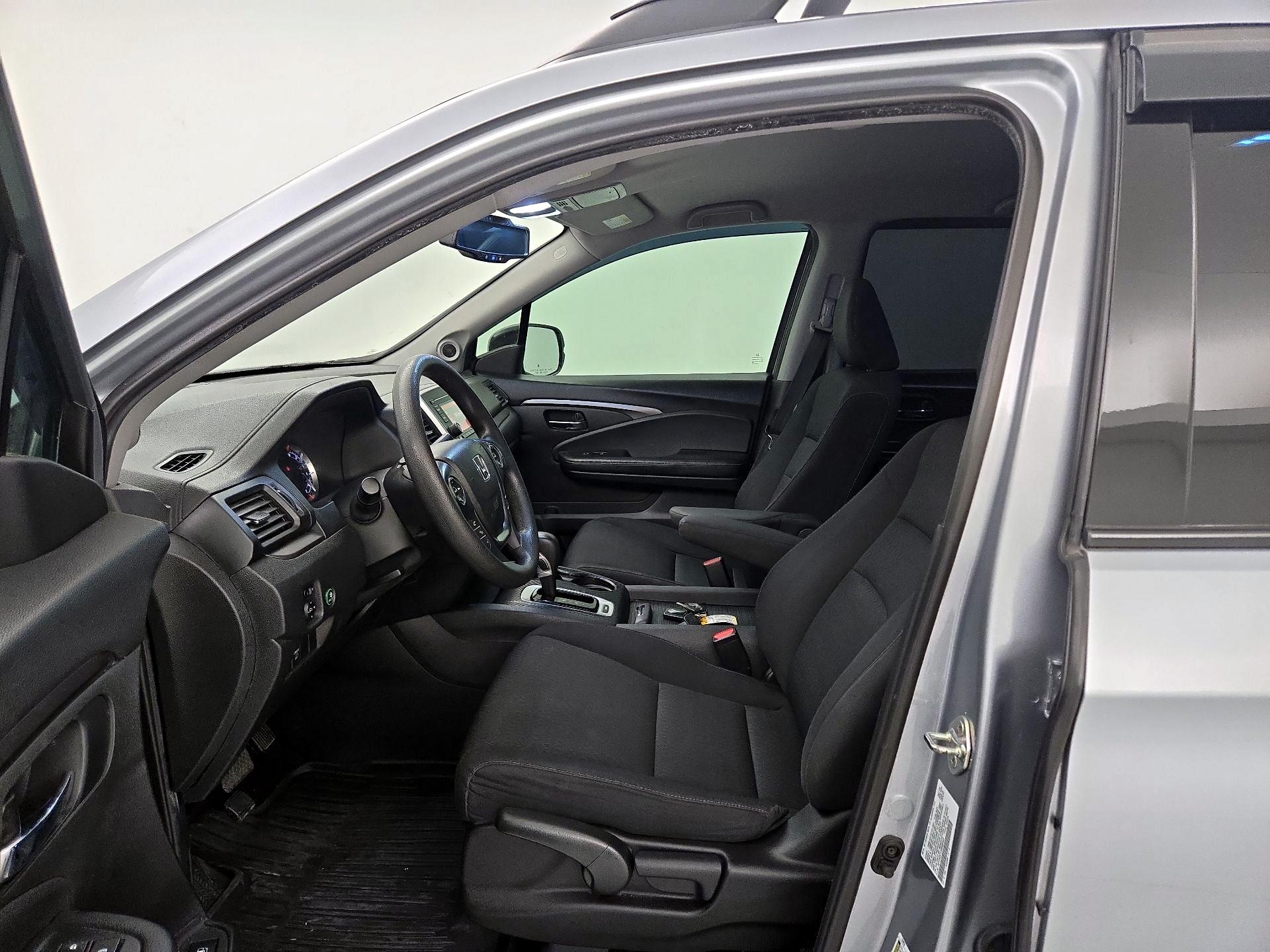 Thumbnail: 2019 Honda Ridgeline - 11