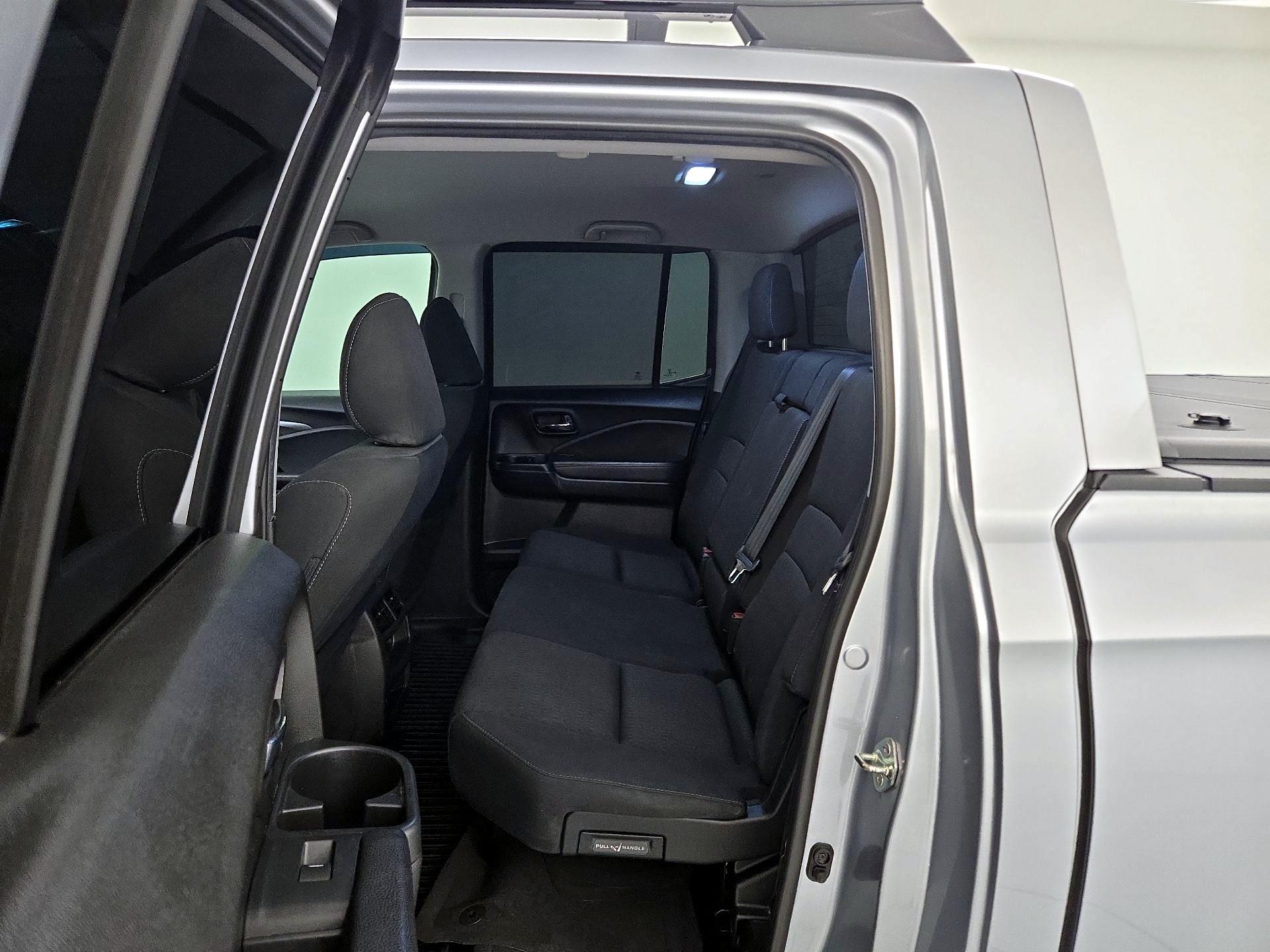 Thumbnail: 2019 Honda Ridgeline - 19