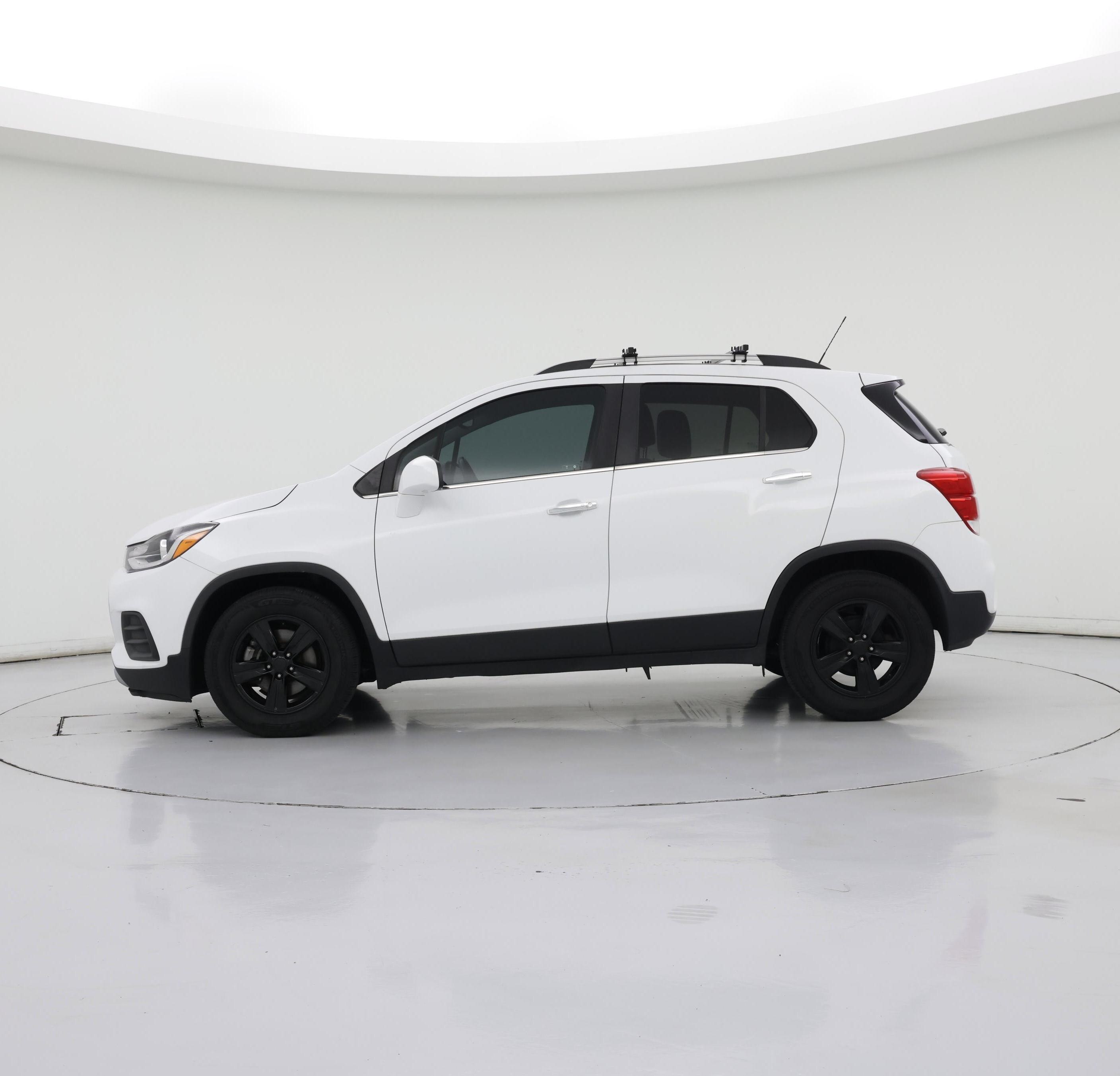 Thumbnail: 2019 Chevrolet Trax - 3