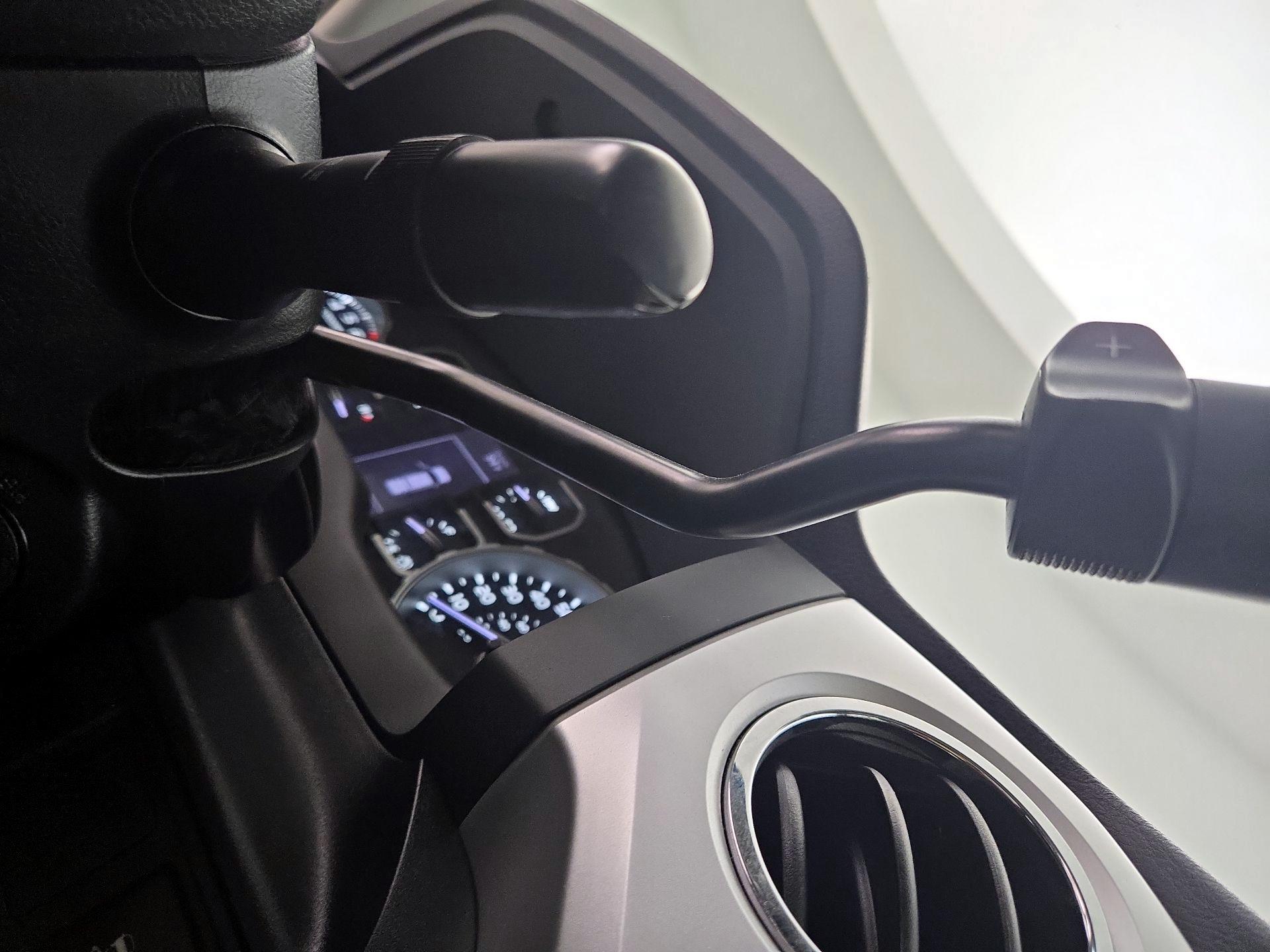 Thumbnail: 2019 Toyota Tundra - 17