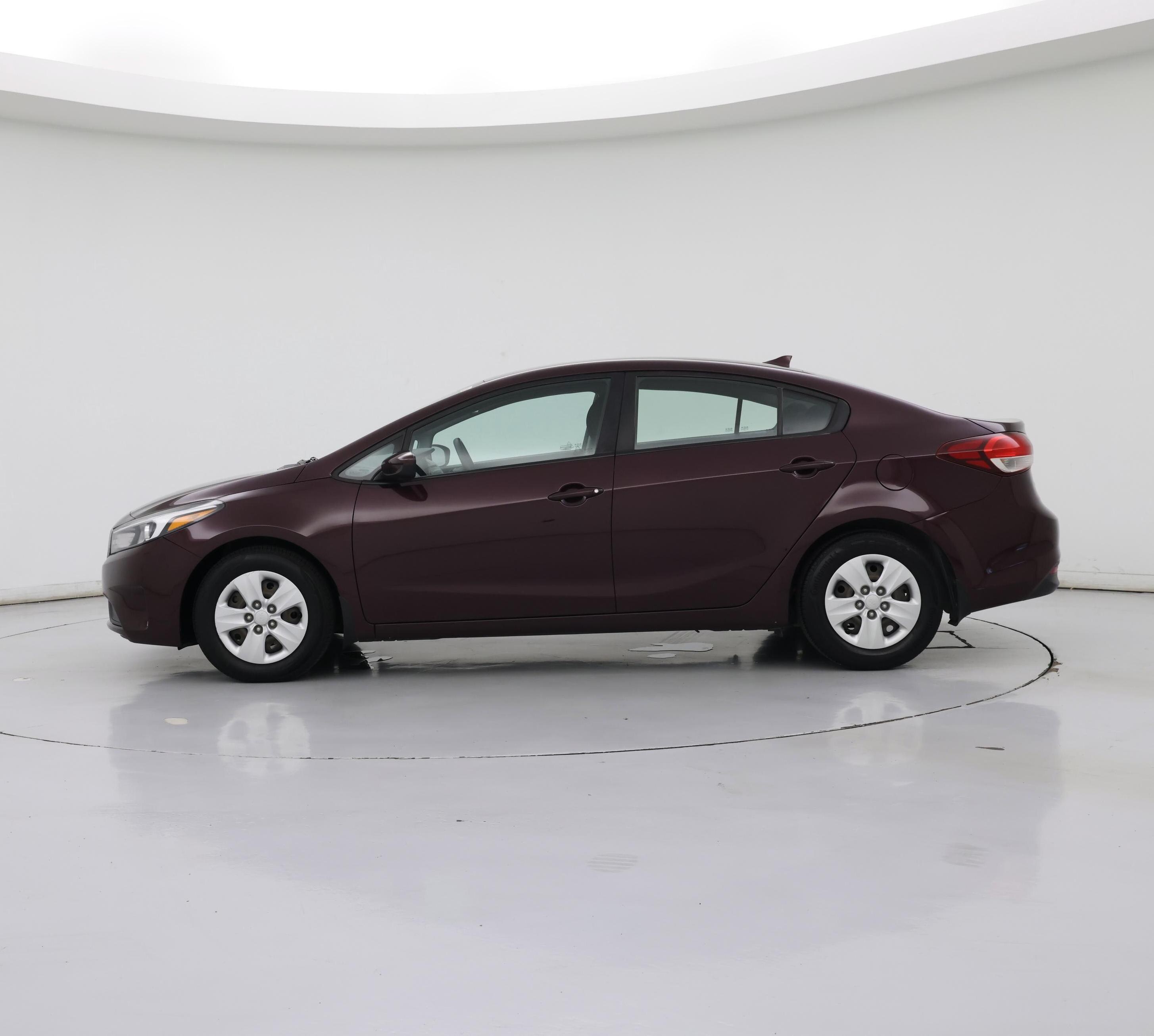 Thumbnail: 2017 Kia Forte - 3