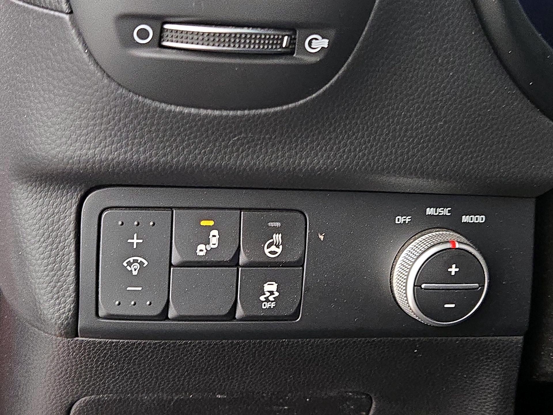 Thumbnail: 2018 Kia Soul - 13