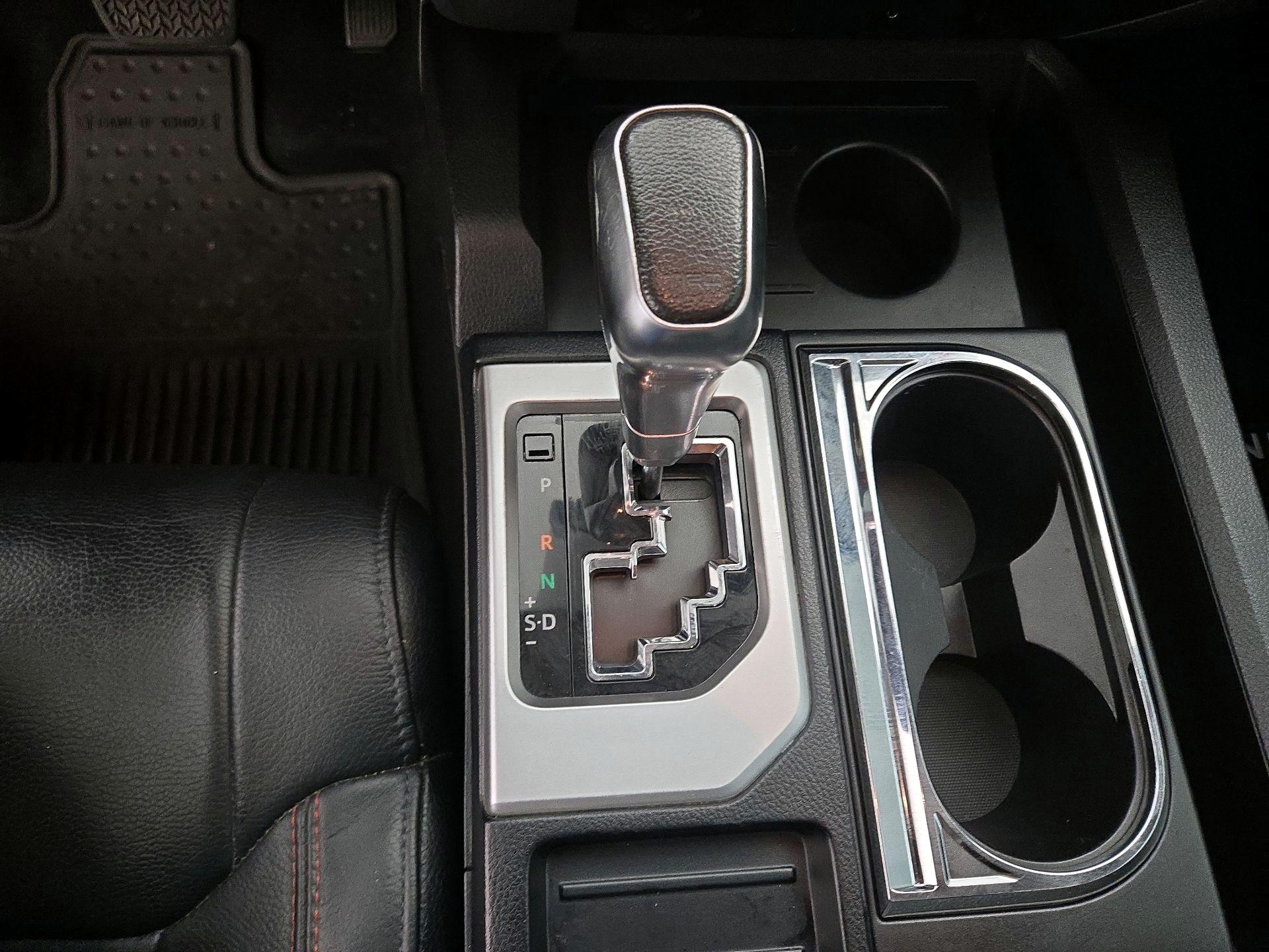 Thumbnail: 2016 Toyota Tundra - 18