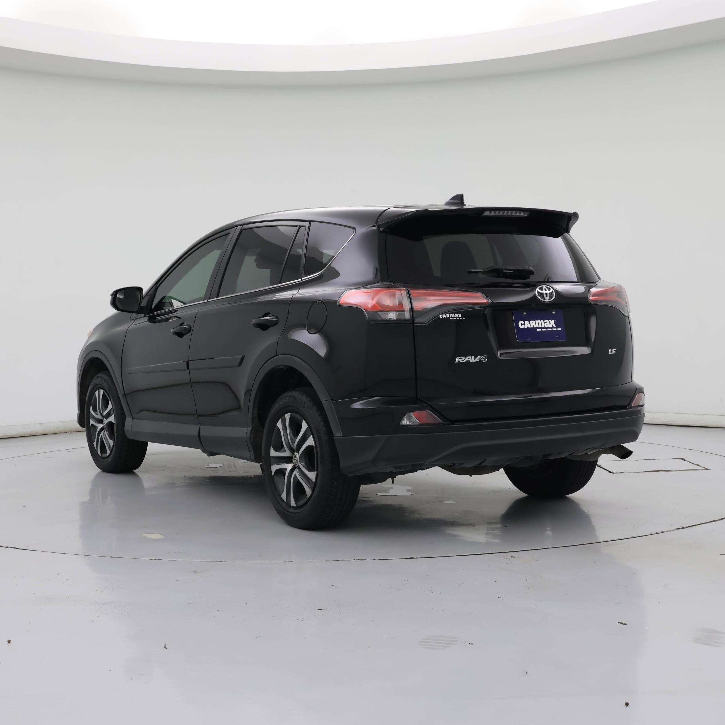 Thumbnail: 2018 Toyota RAV4 - 2