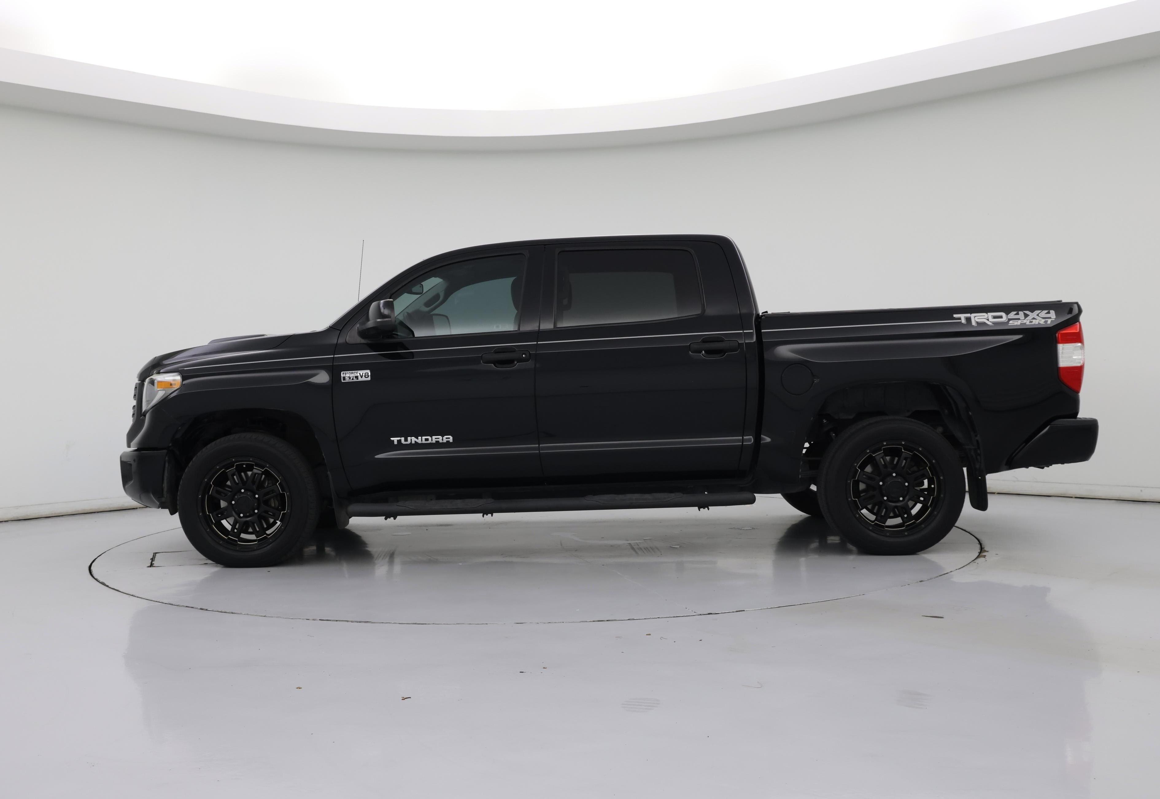 Thumbnail: 2018 Toyota Tundra - 3