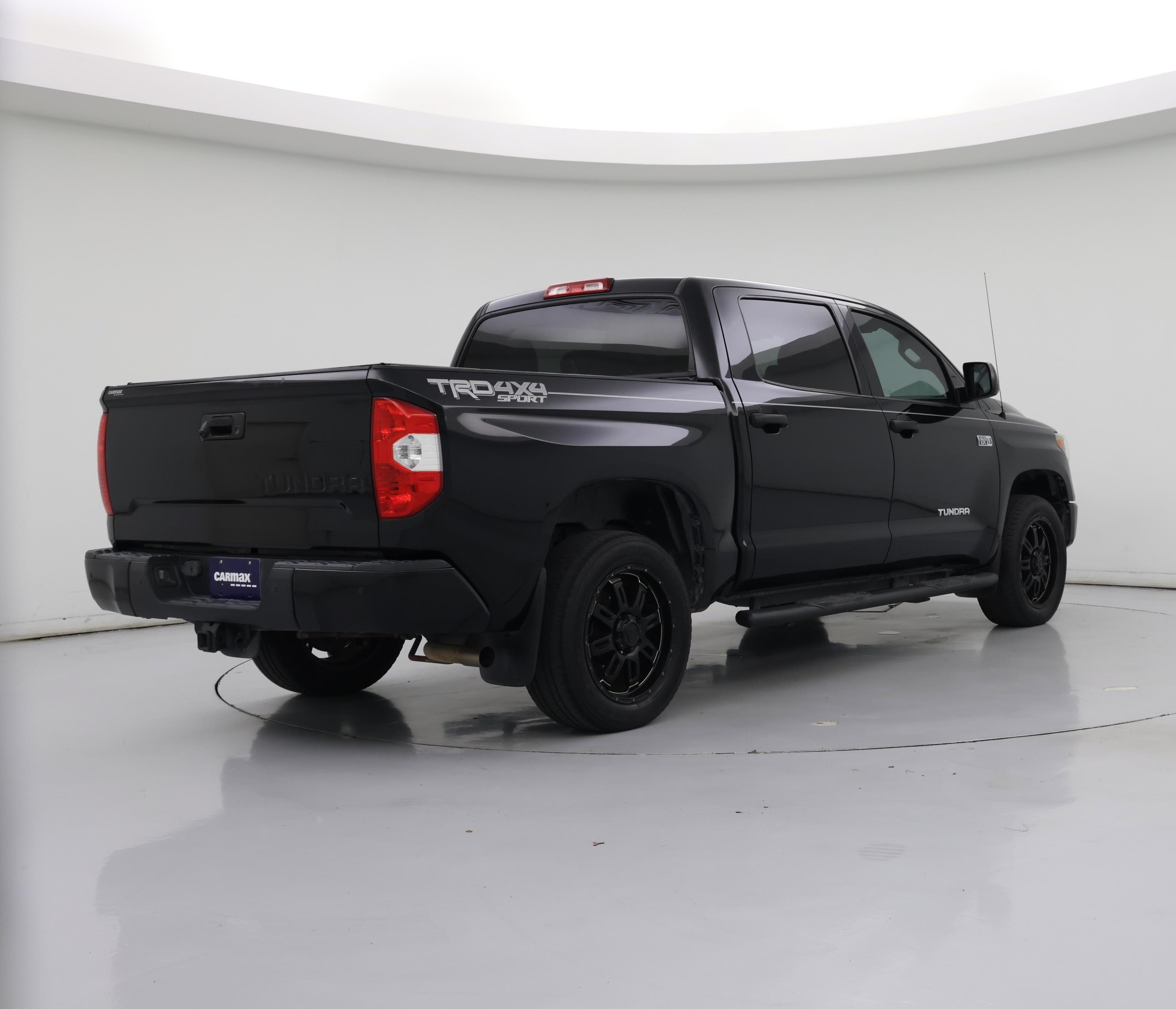 Thumbnail: 2018 Toyota Tundra - 8