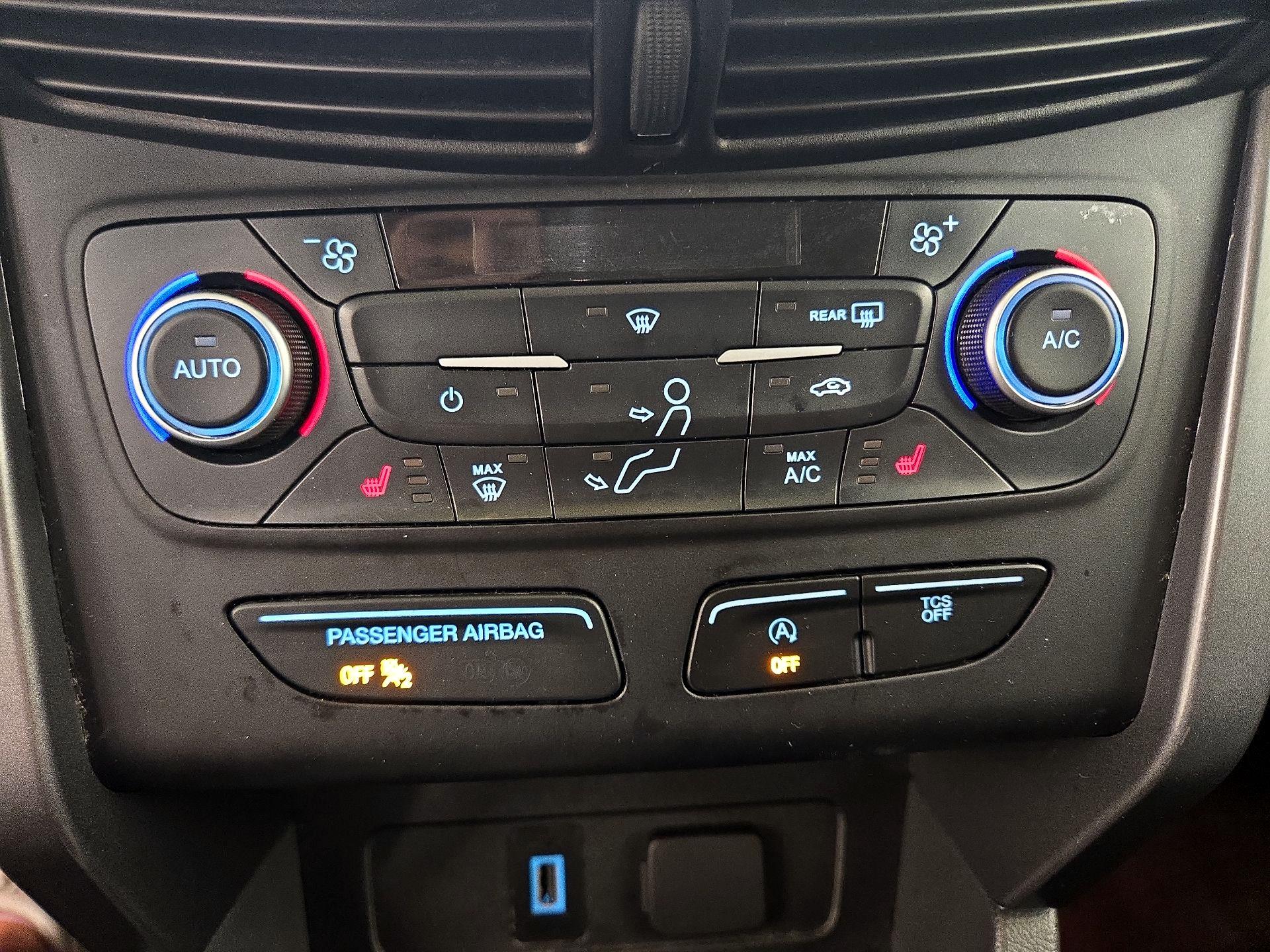 Thumbnail: 2018 Ford Escape - 16