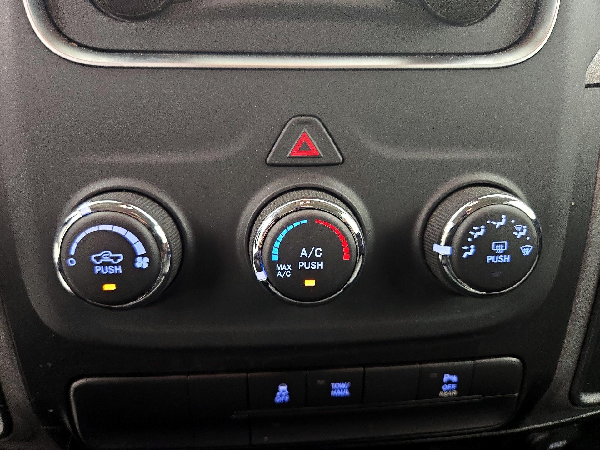 Thumbnail: 2023 RAM 1500 Classic - 16