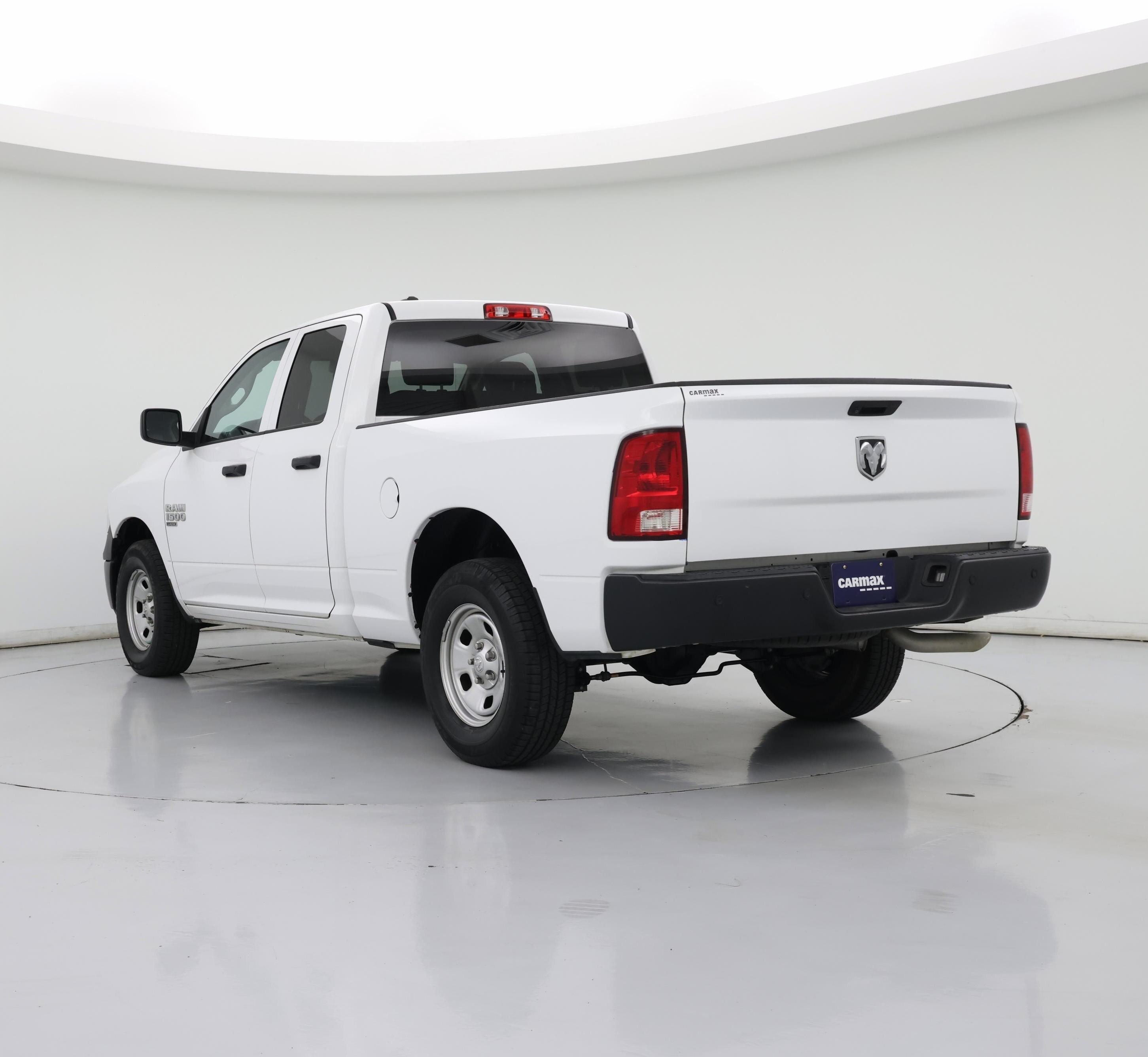 Thumbnail: 2023 RAM 1500 Classic - 2