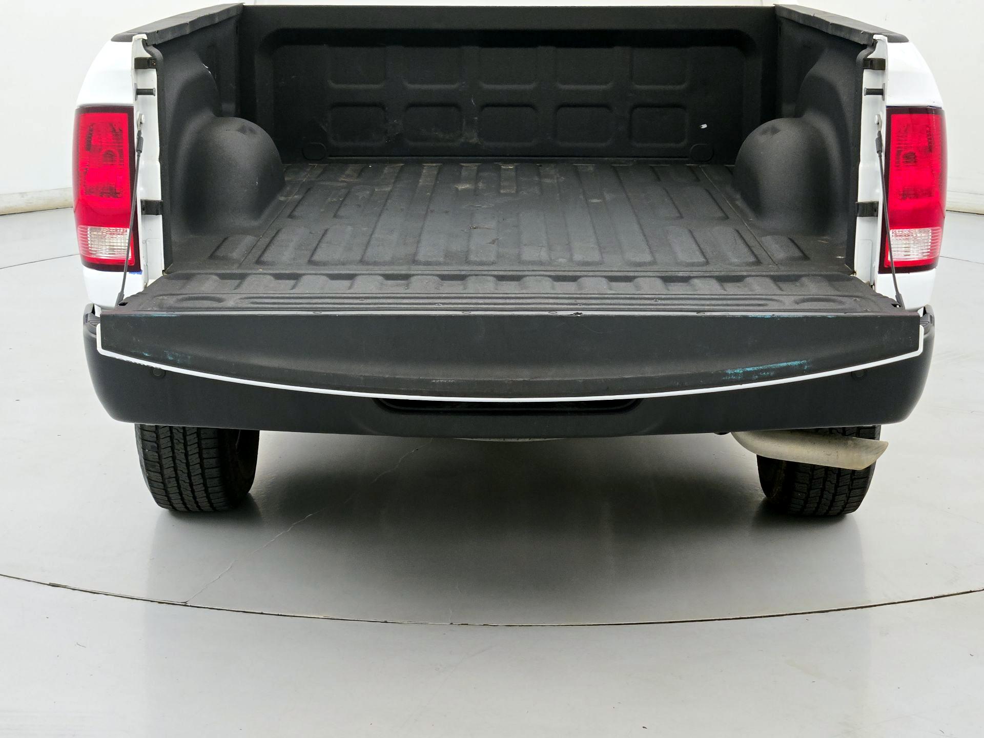 Thumbnail: 2023 RAM 1500 Classic - 20