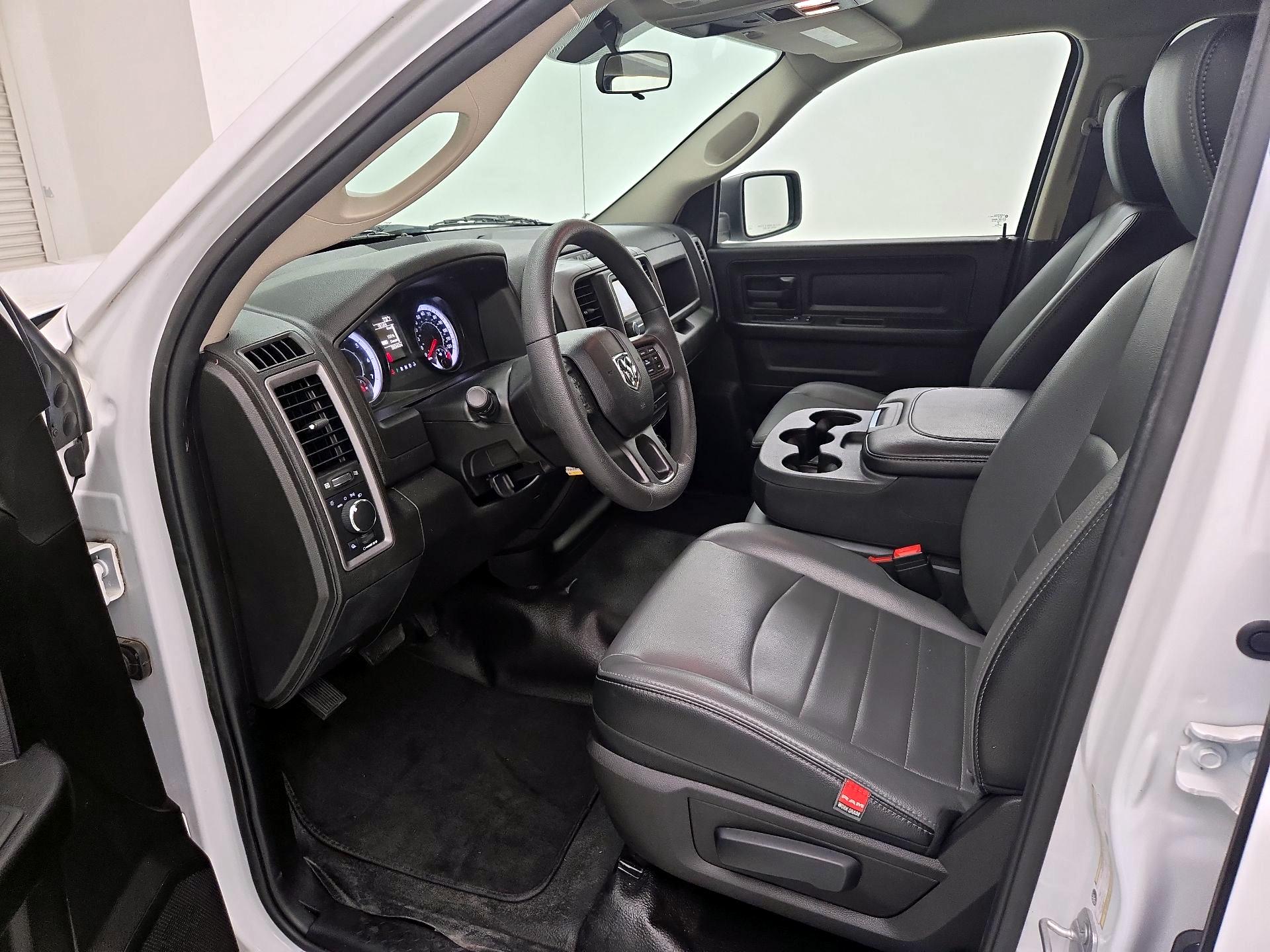 Thumbnail: 2022 RAM 1500 Classic - 11