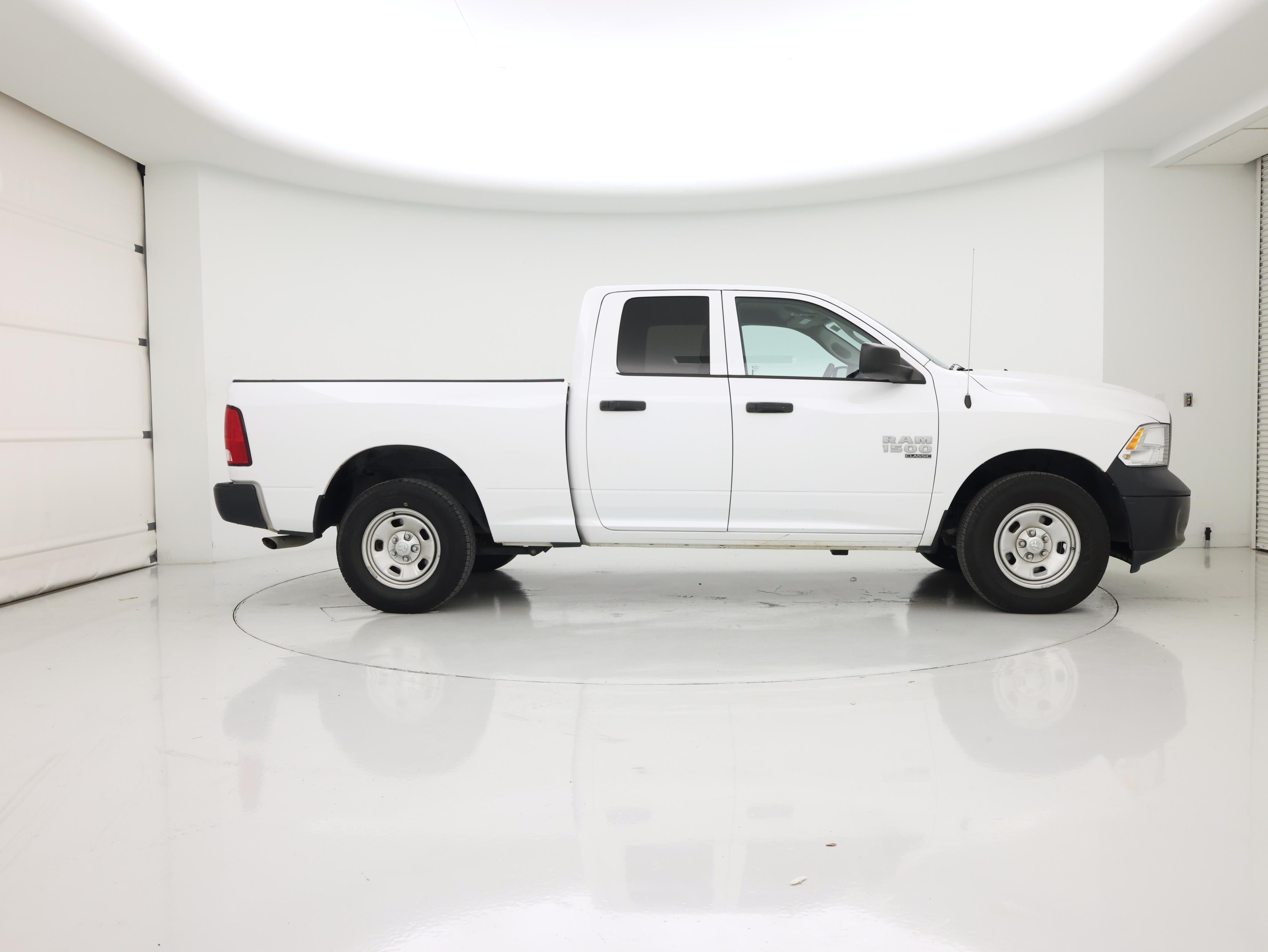 Thumbnail: 2022 RAM 1500 Classic - 7