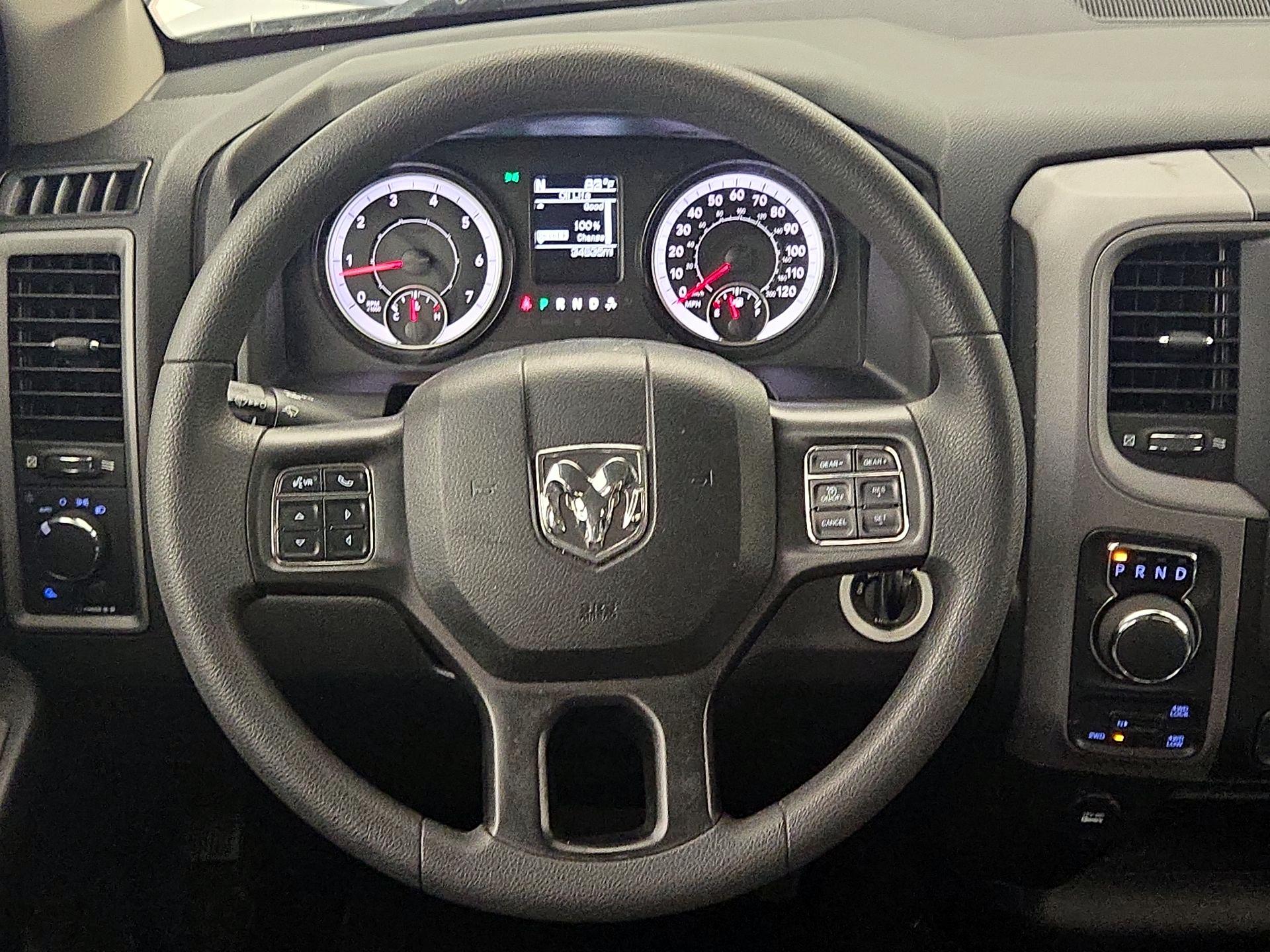 Thumbnail: 2023 RAM 1500 Classic - 10