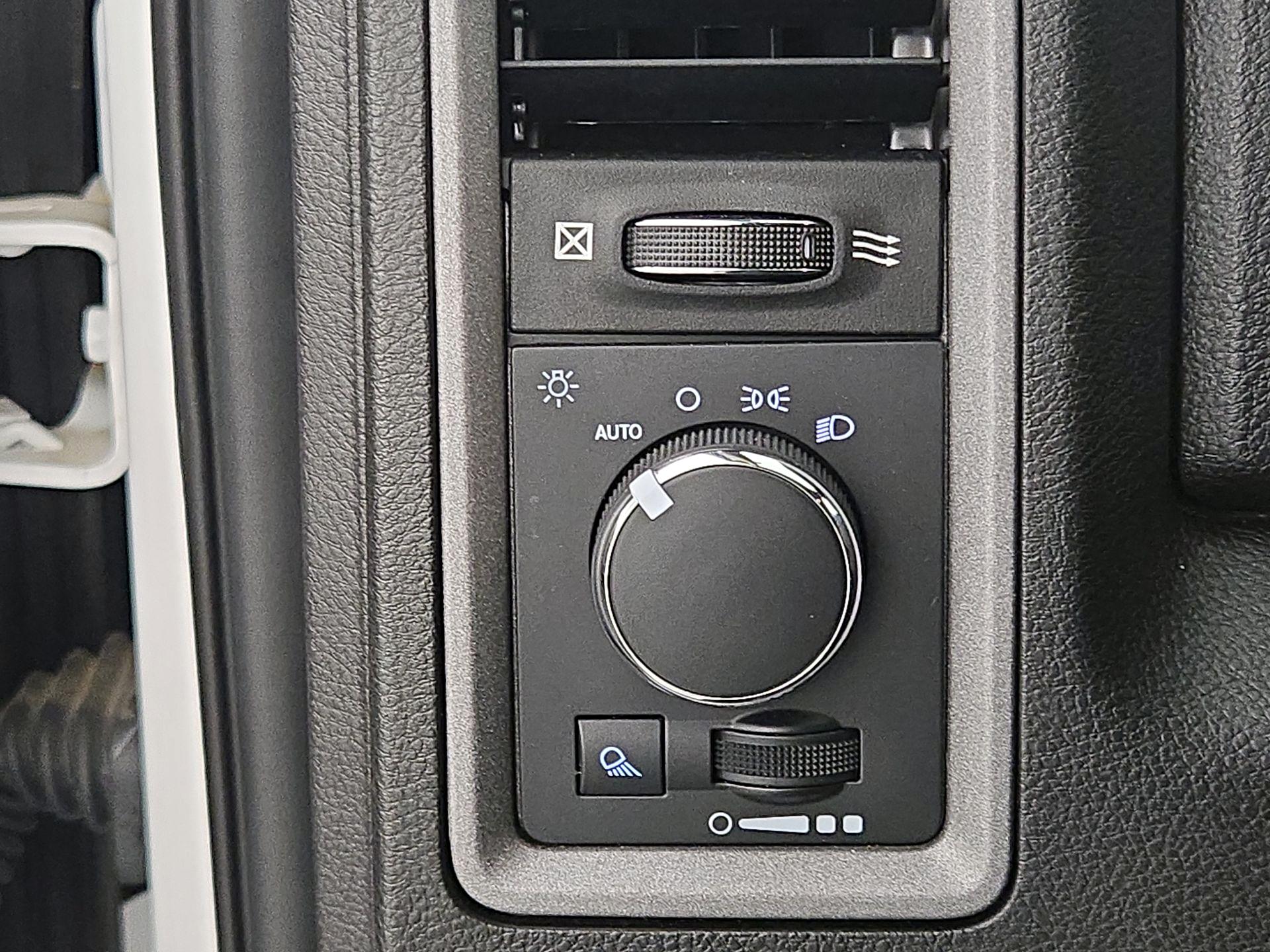 Thumbnail: 2023 RAM 1500 Classic - 13