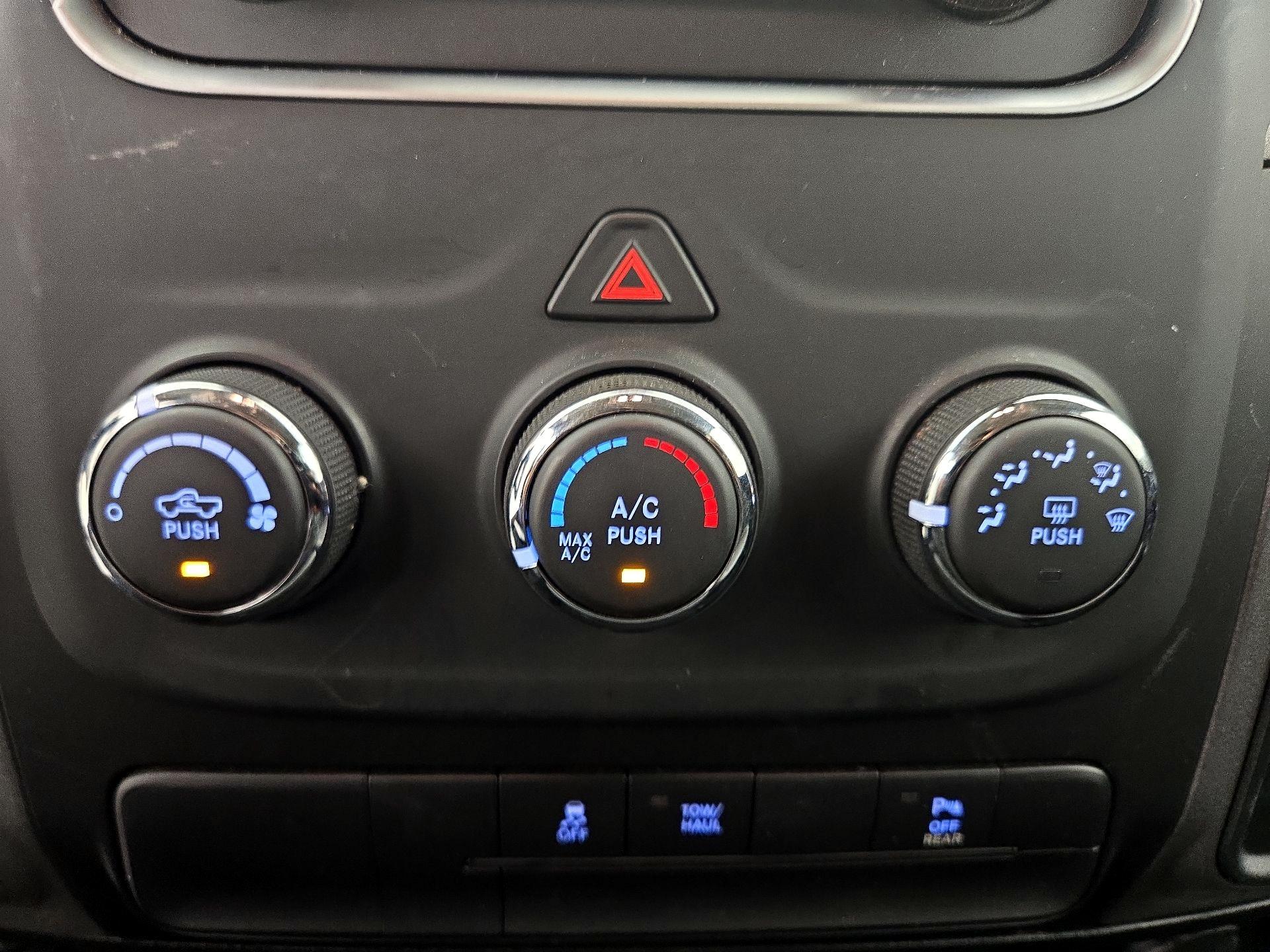 Thumbnail: 2023 RAM 1500 Classic - 16