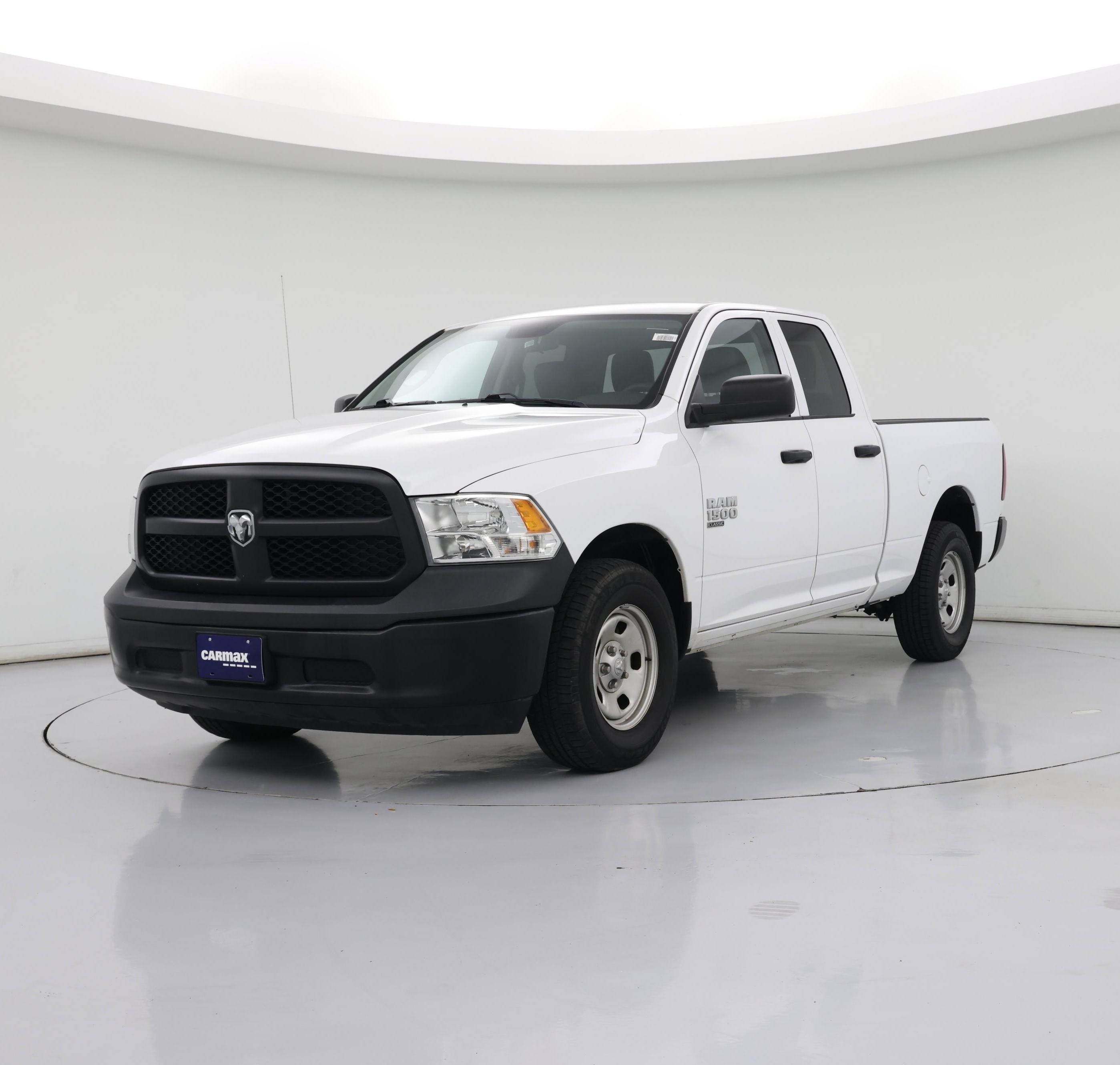 Thumbnail: 2023 RAM 1500 Classic - 4