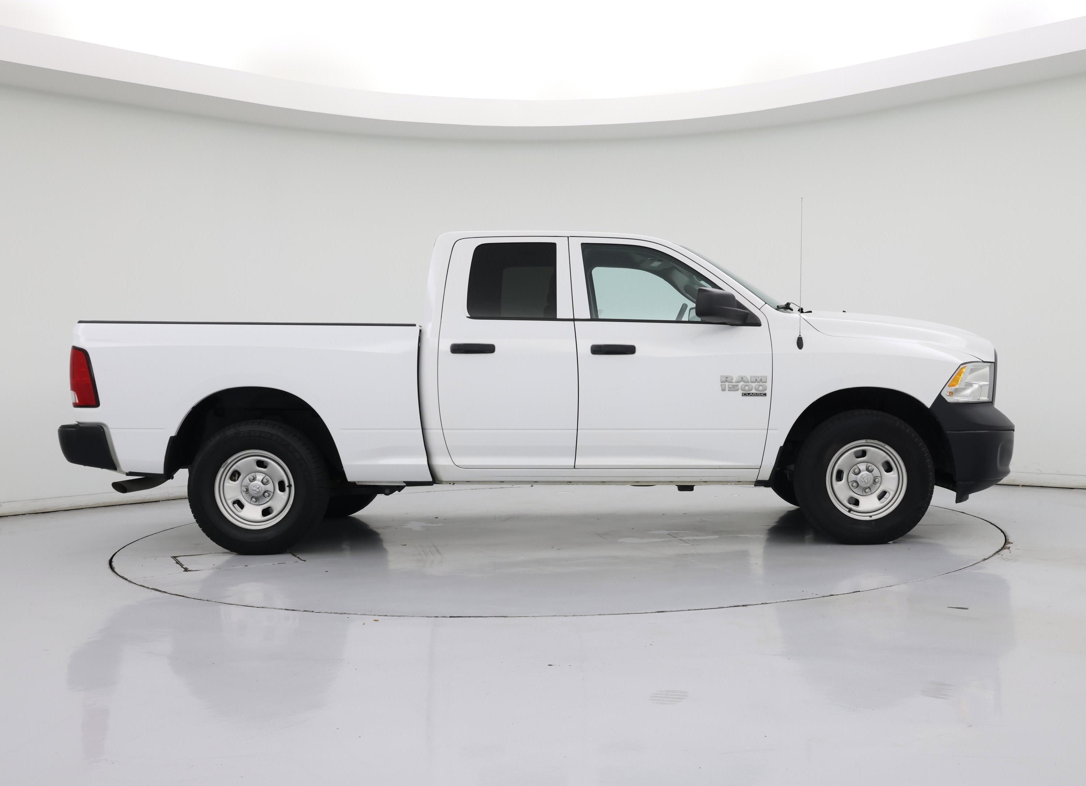 Thumbnail: 2023 RAM 1500 Classic - 7