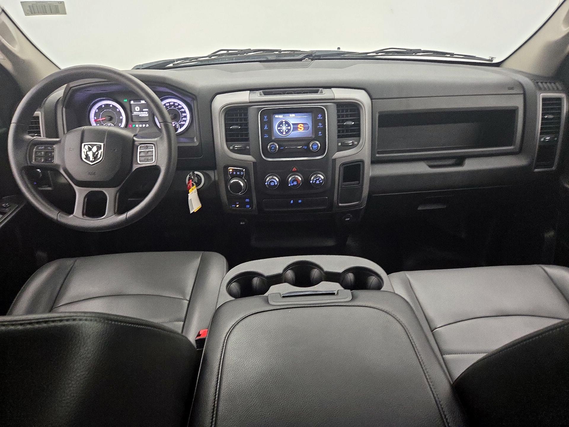 Thumbnail: 2022 RAM 1500 Classic - 9