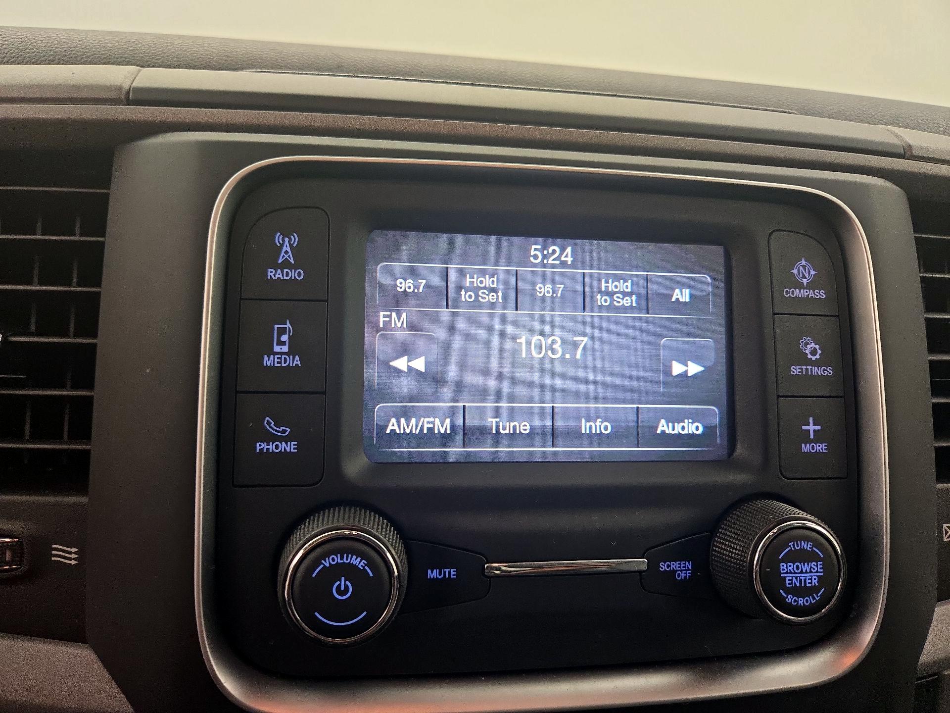 Thumbnail: 2022 RAM 1500 Classic - 15