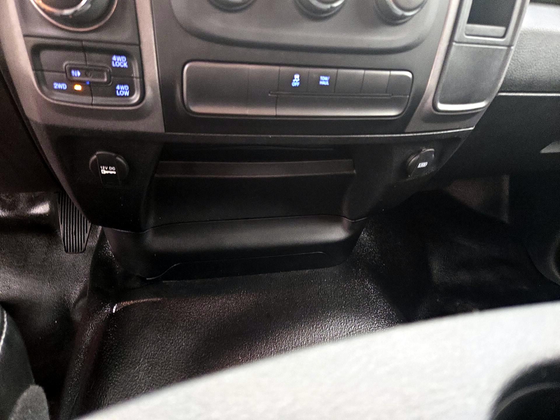 Thumbnail: 2022 RAM 1500 Classic - 18