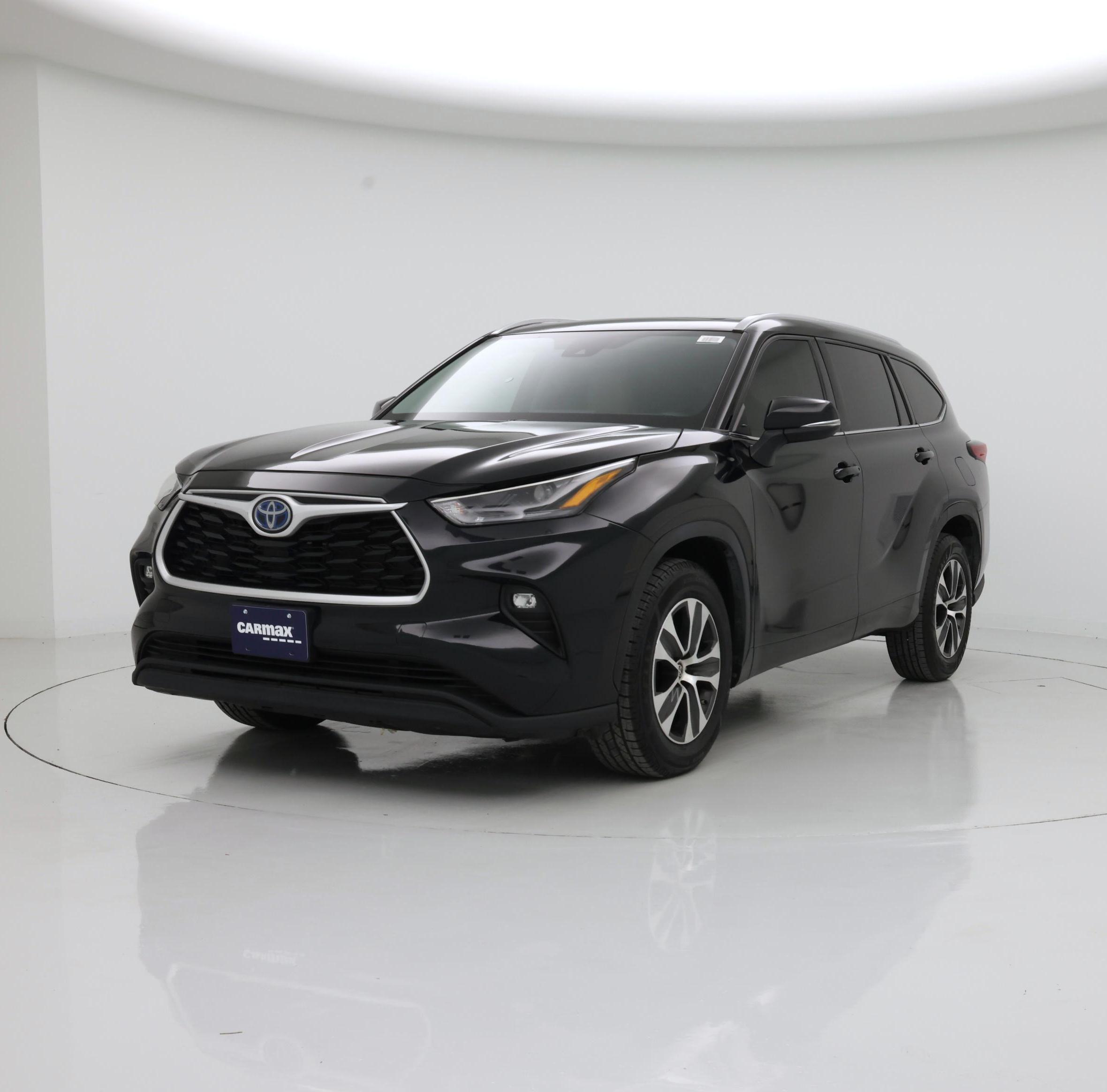Thumbnail: 2022 Toyota Highlander - 4