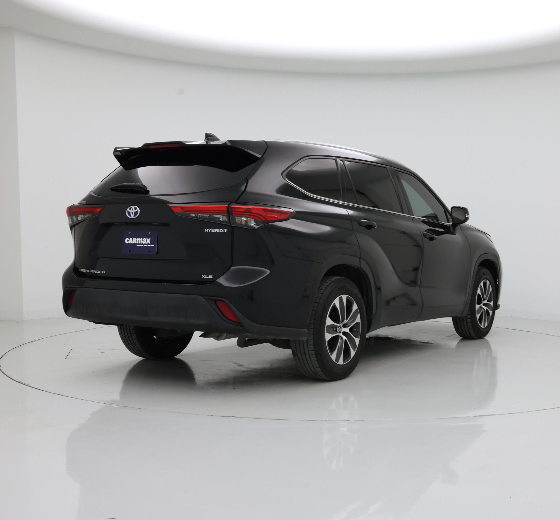Thumbnail: 2022 Toyota Highlander - 8