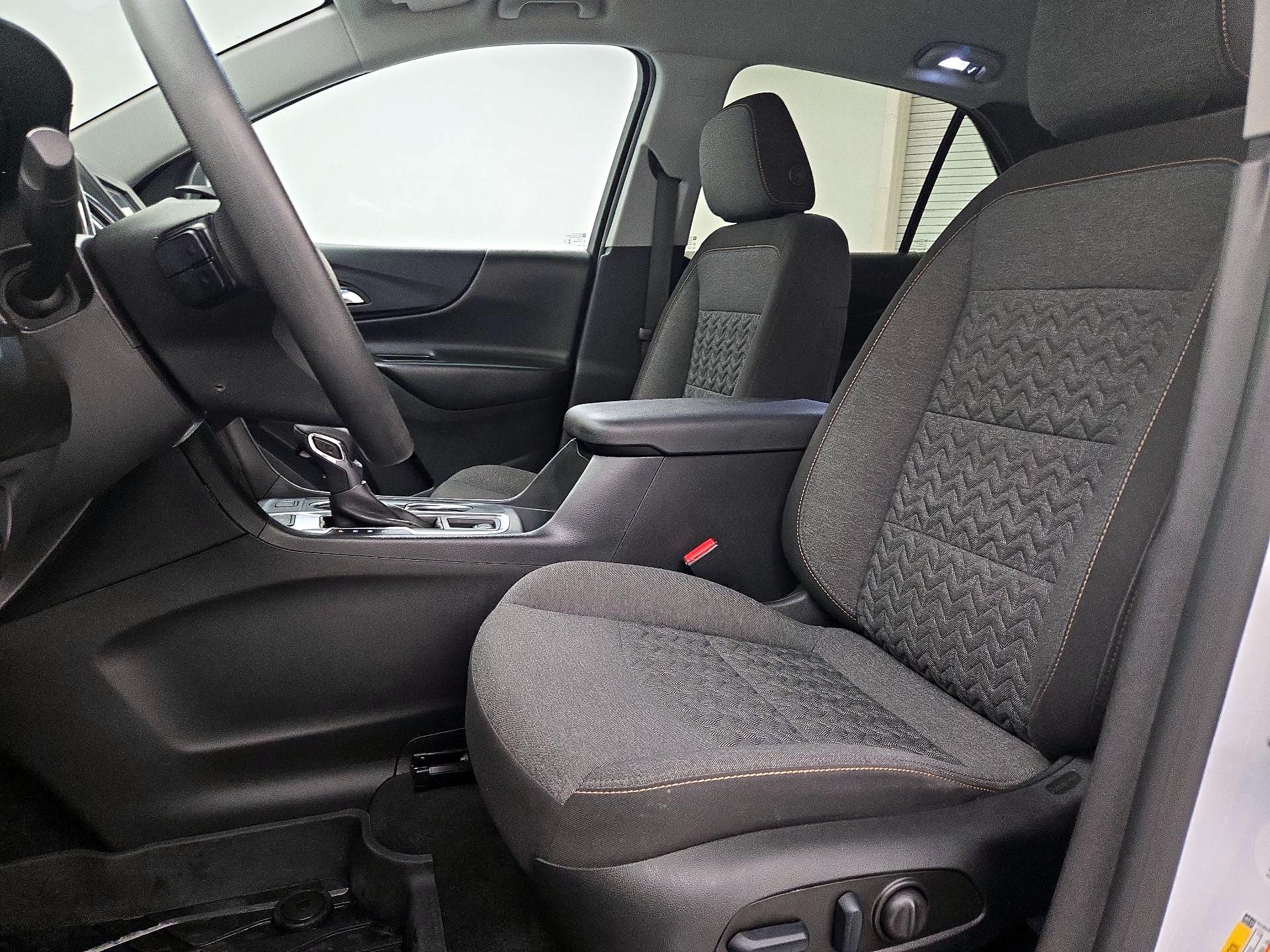 Thumbnail: 2023 Chevrolet Equinox - 11