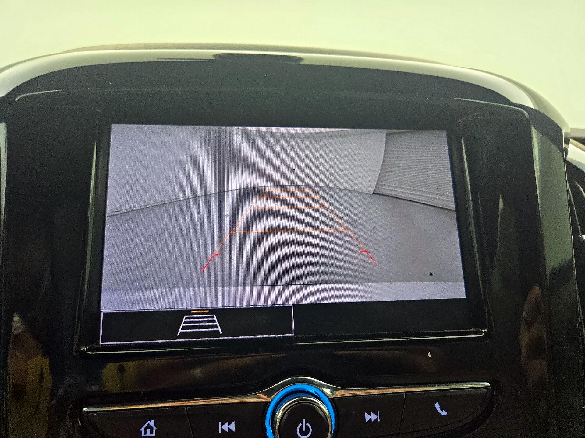 Thumbnail: 2023 Chevrolet Traverse - 14